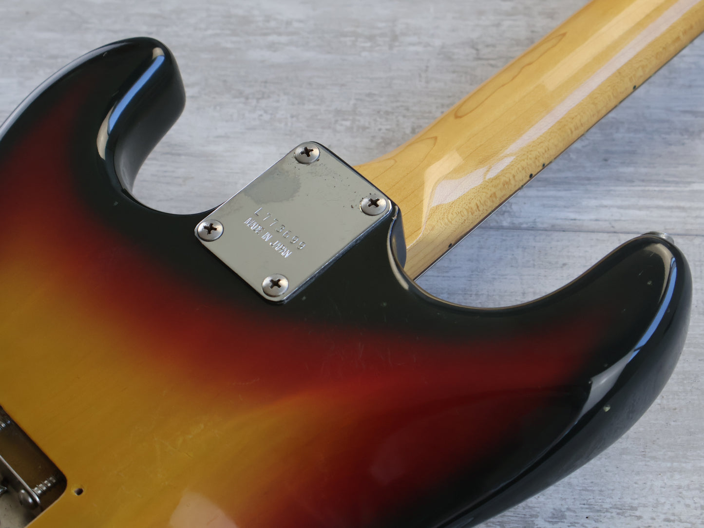 1977 Greco Japan SE-600 Sparkle Sounds Stratocaster (Sunburst)