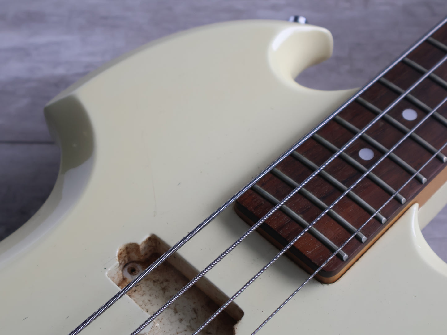 1986 BC Rich Japan NJ Series MB-20 Mockingbird Bass w/EMG (Vintage White)