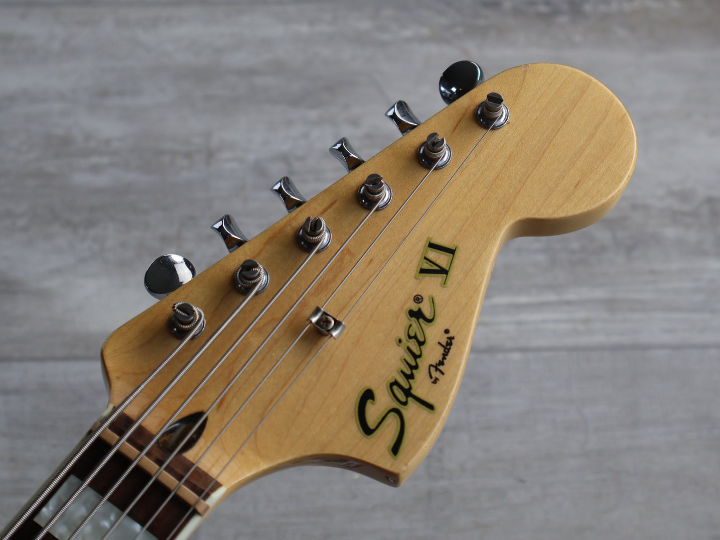 2013 Squier Vintage Modified Bass VI (White)