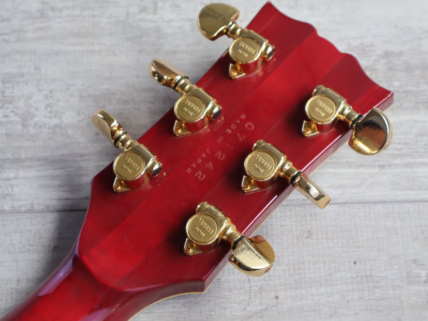 1981 Yamaha Japan SG-1000 Double Cutaway (Cherry Sunburst)