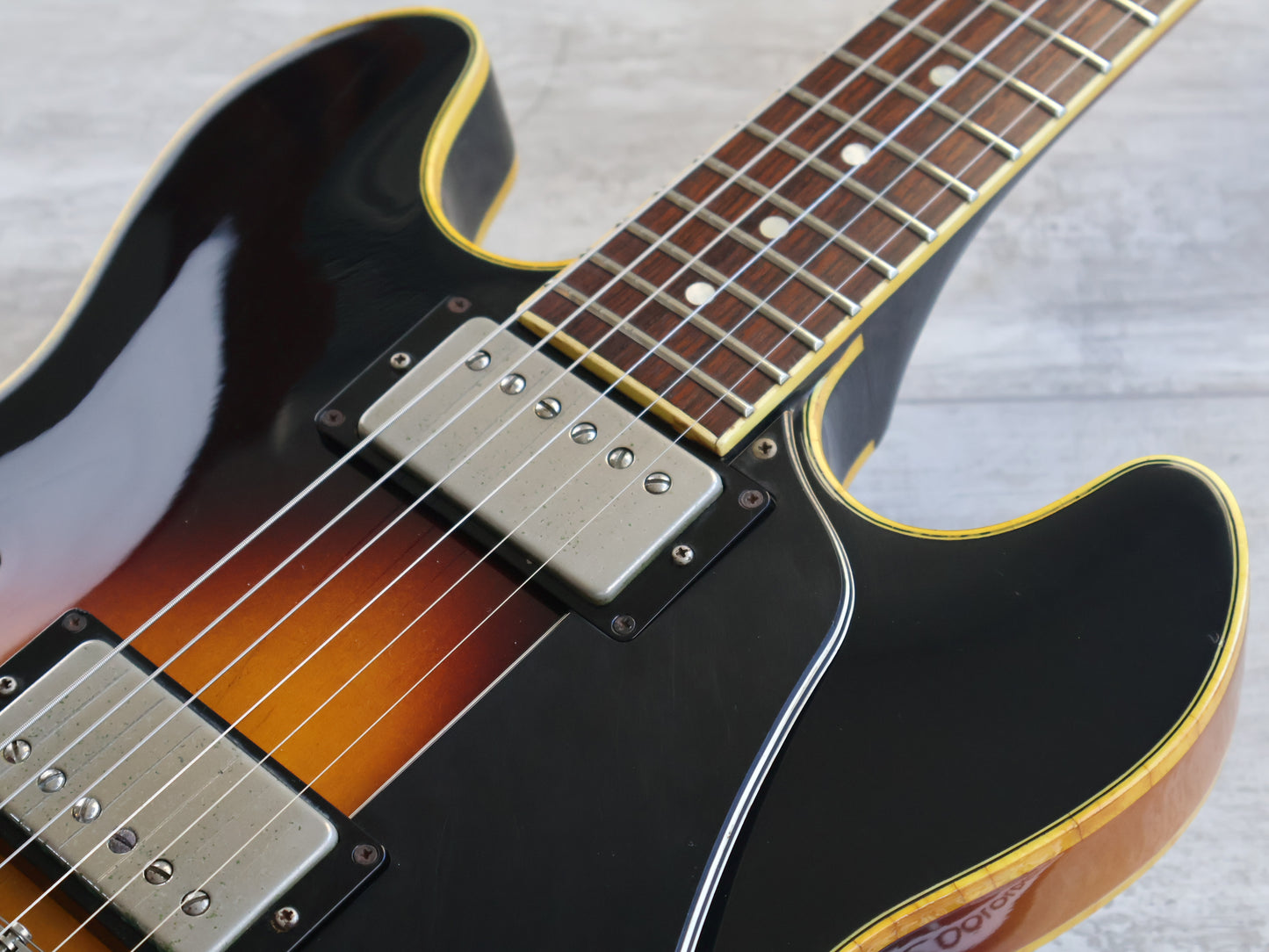 1982 Greco Japan SV-600 Super View Semi-Hollowbody (Sunburst)