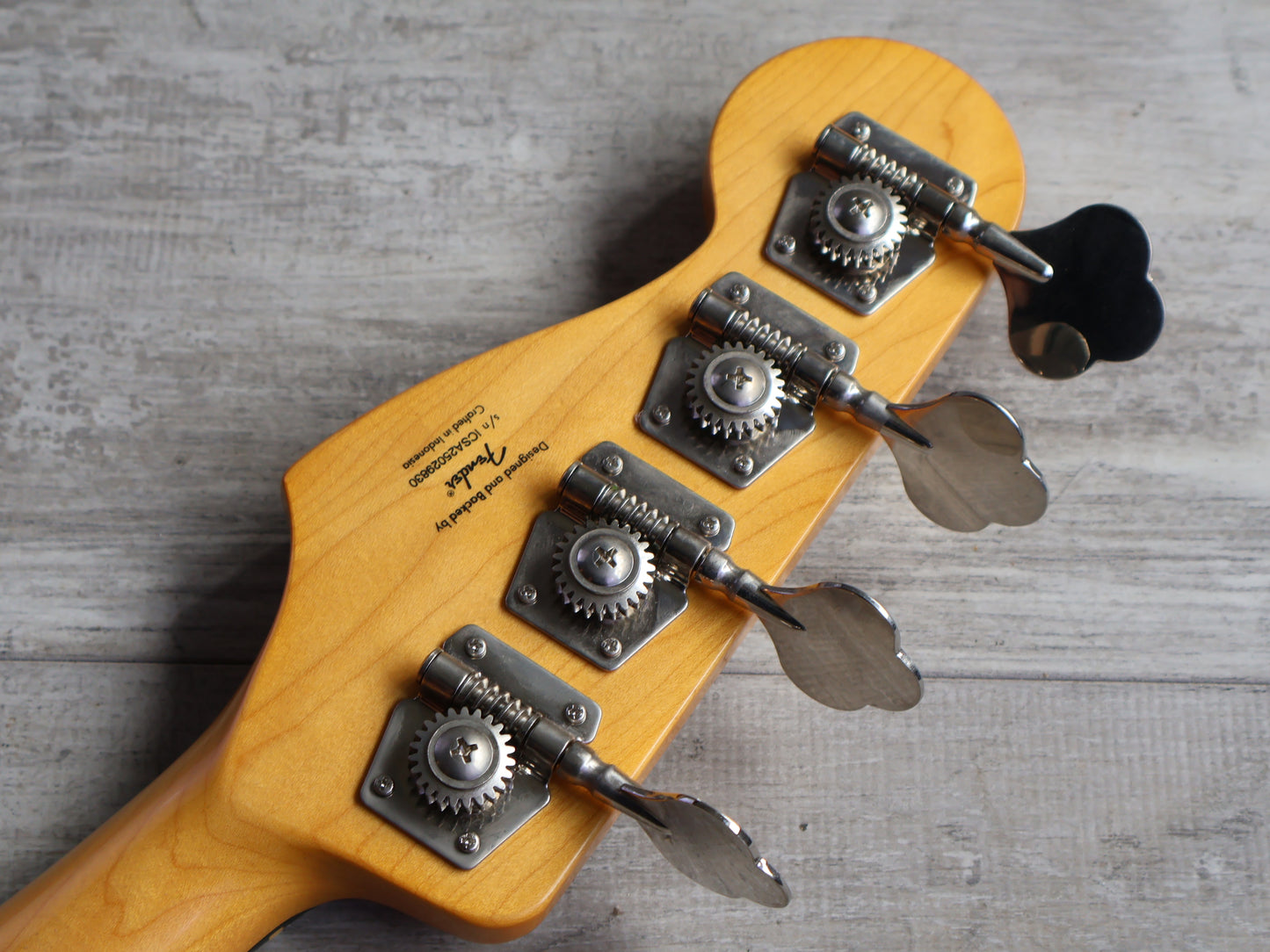 Squier Classic Vibe 70's Jazz Bass (Sunburst)