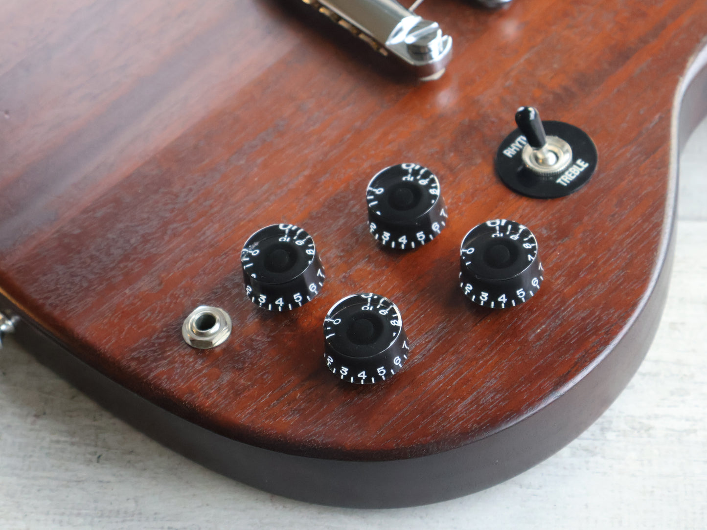 2013 Gibson USA 60's Tribute SG (Worn Brown)