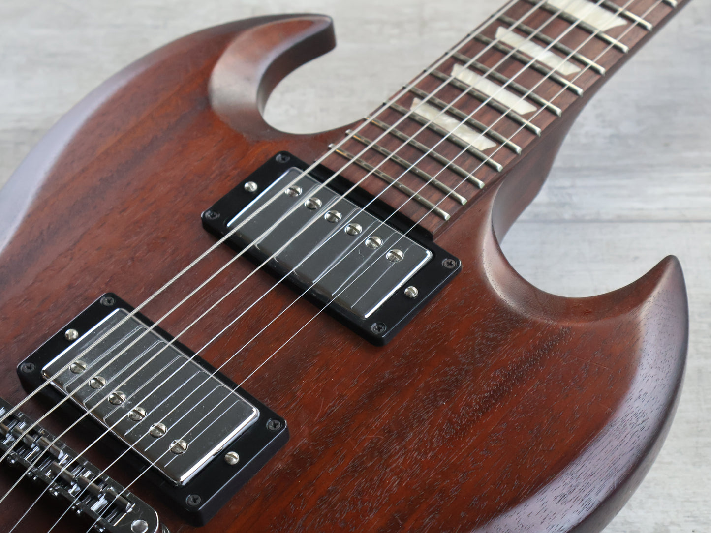 2013 Gibson USA 60's Tribute SG (Worn Brown)