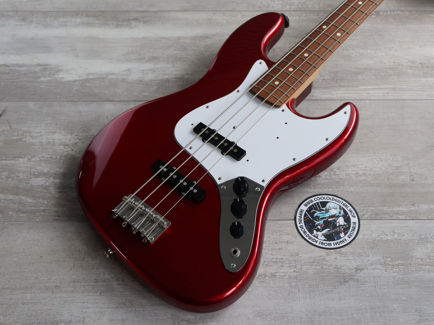 2006 Fender Japan Jazz Bass Standard (Candy Apple Red)