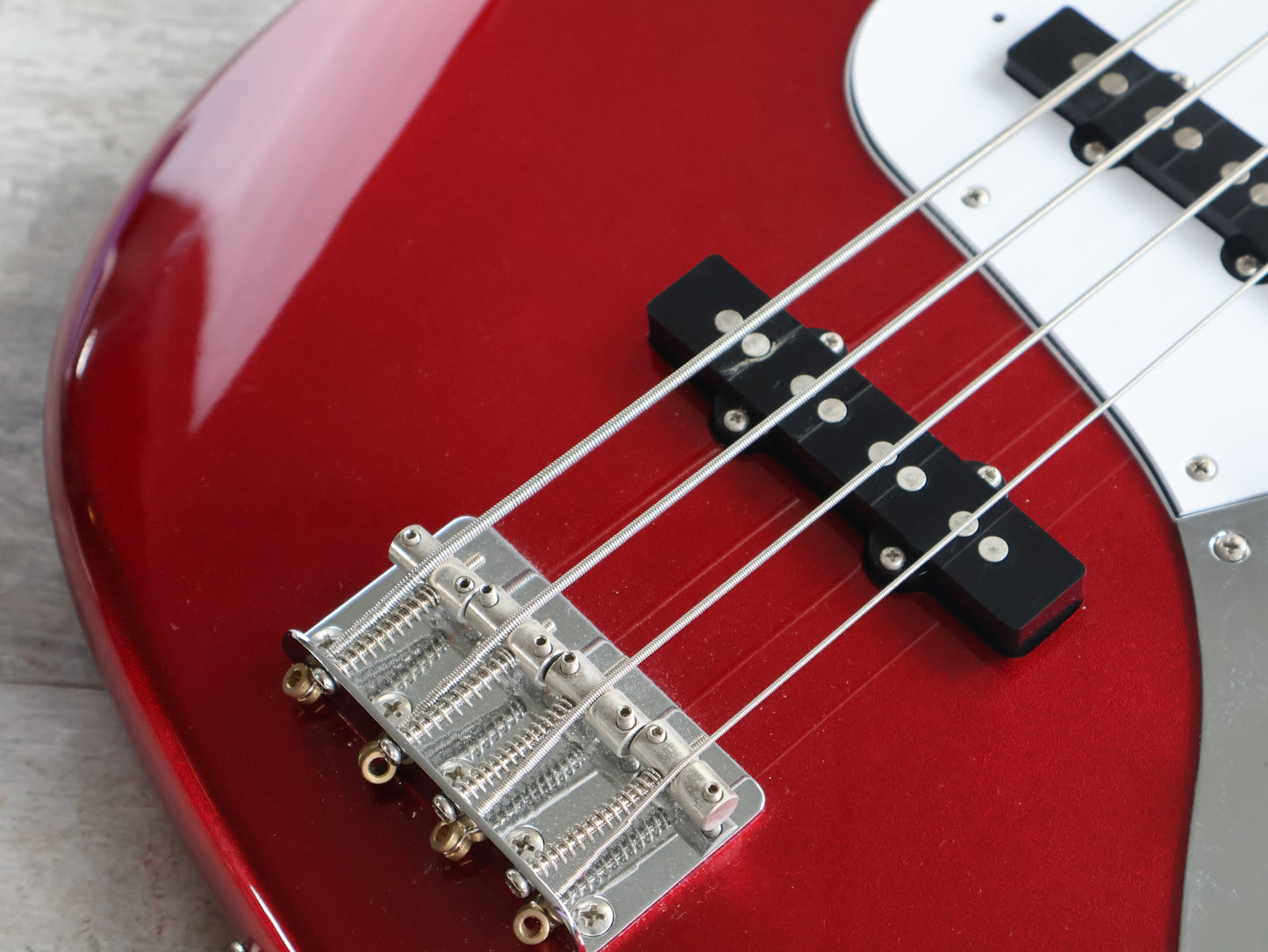 2006 Fender Japan Jazz Bass Standard (Candy Apple Red)