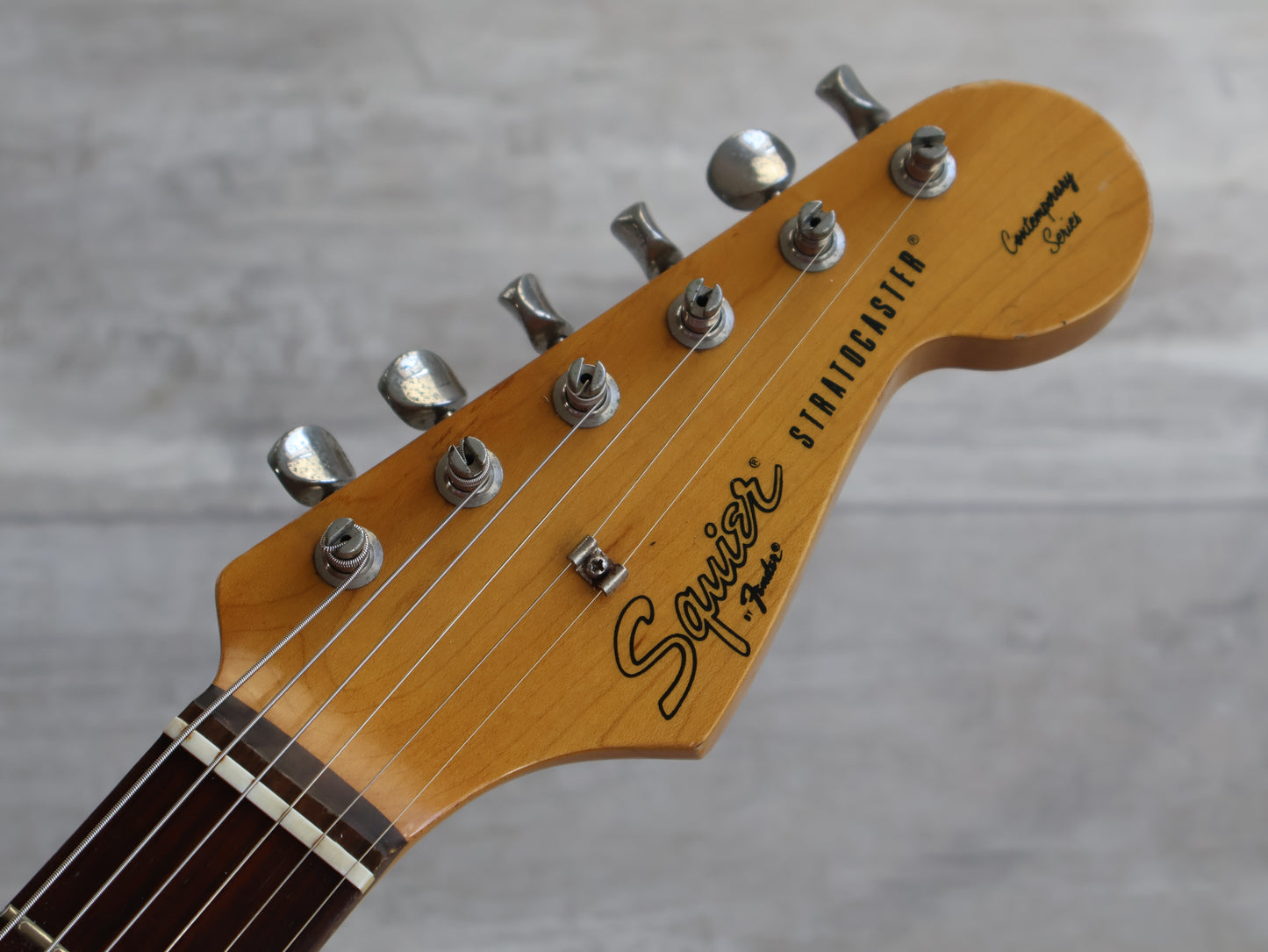1985 Squier Japan ST314-60 Contemporary Series Medium Scale Stratocaster (Candy Apple Red)