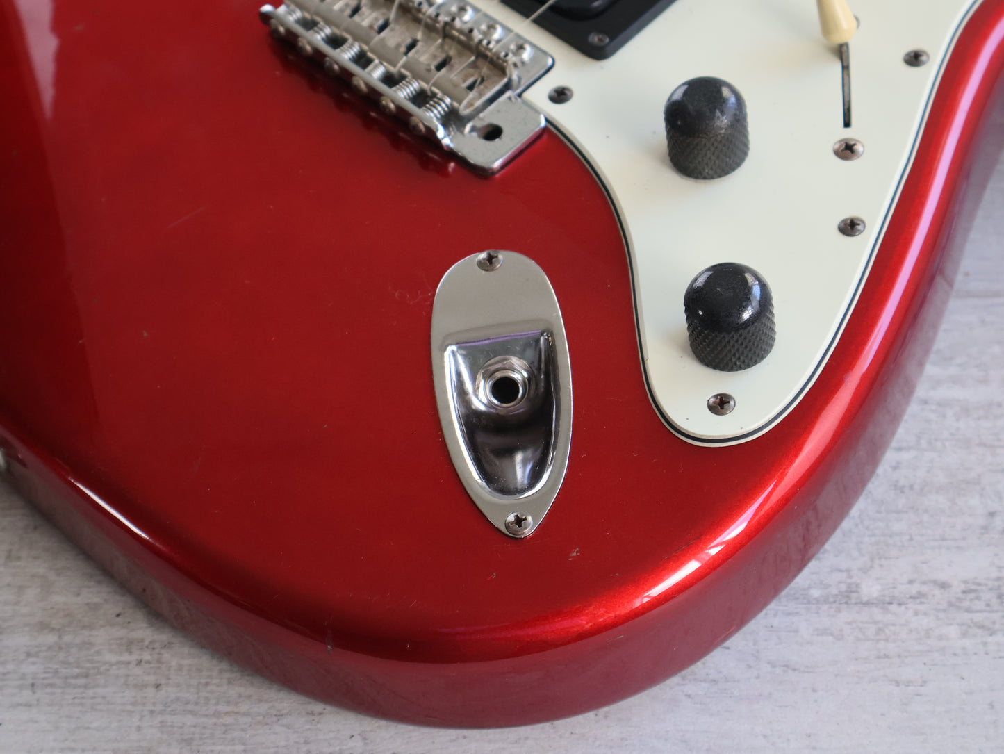 1985 Squier Japan ST314-60 Contemporary Series Medium Scale Stratocaster (Candy Apple Red)