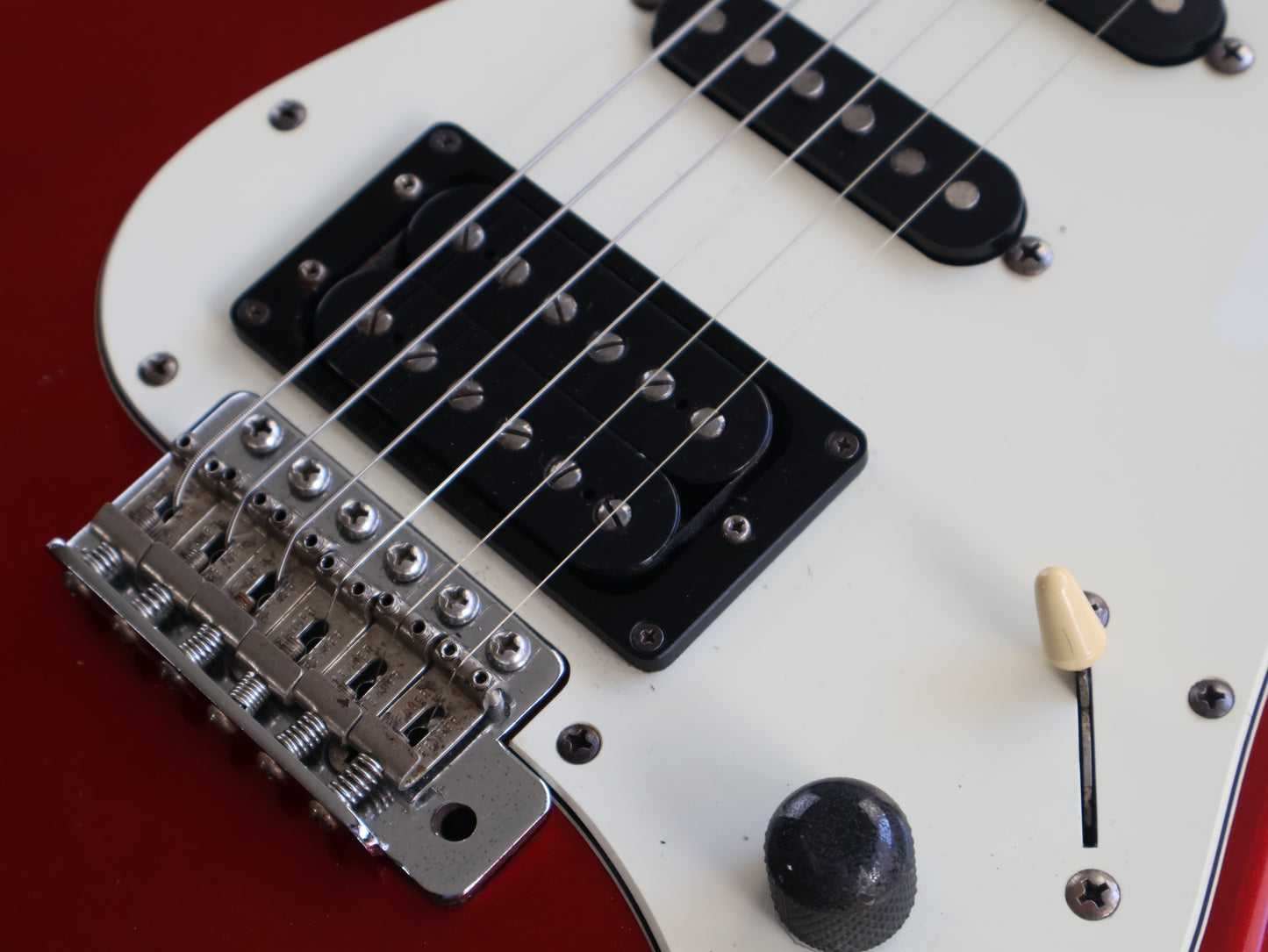 1985 Squier Japan ST314-60 Contemporary Series Medium Scale Stratocaster (Candy Apple Red)
