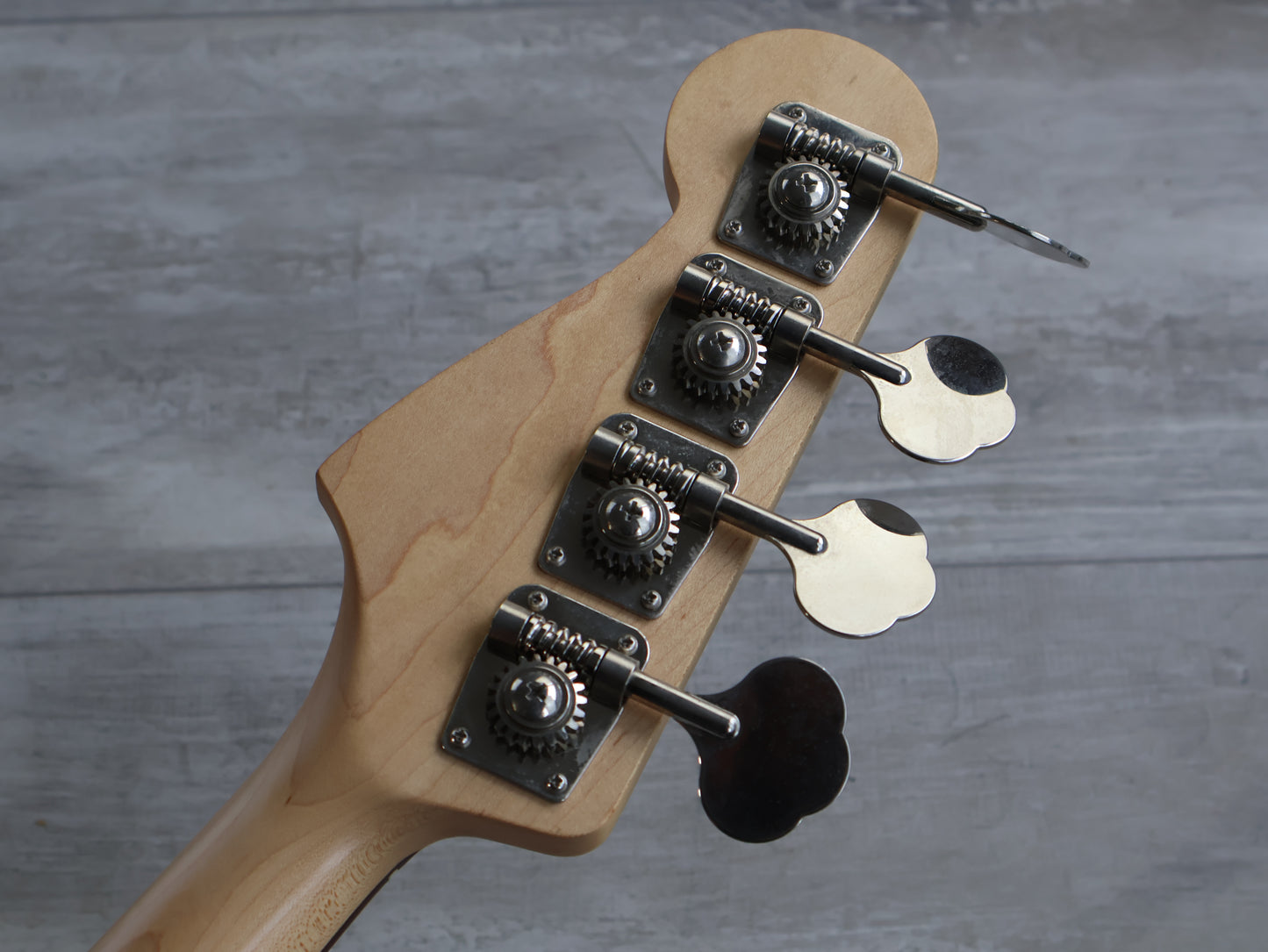 2010 Fender Japan Standard Jazz Bass (Sunburst)