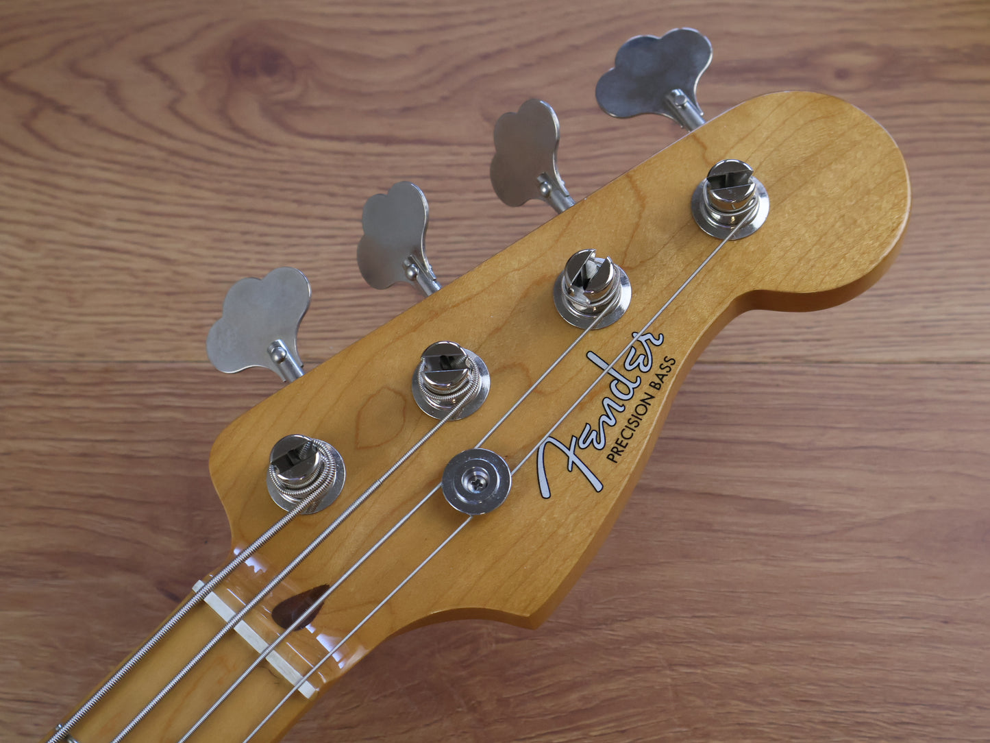 Fender Vintera '50s Precision Bass w/Maple Fingerboard (Sea Foam Green)