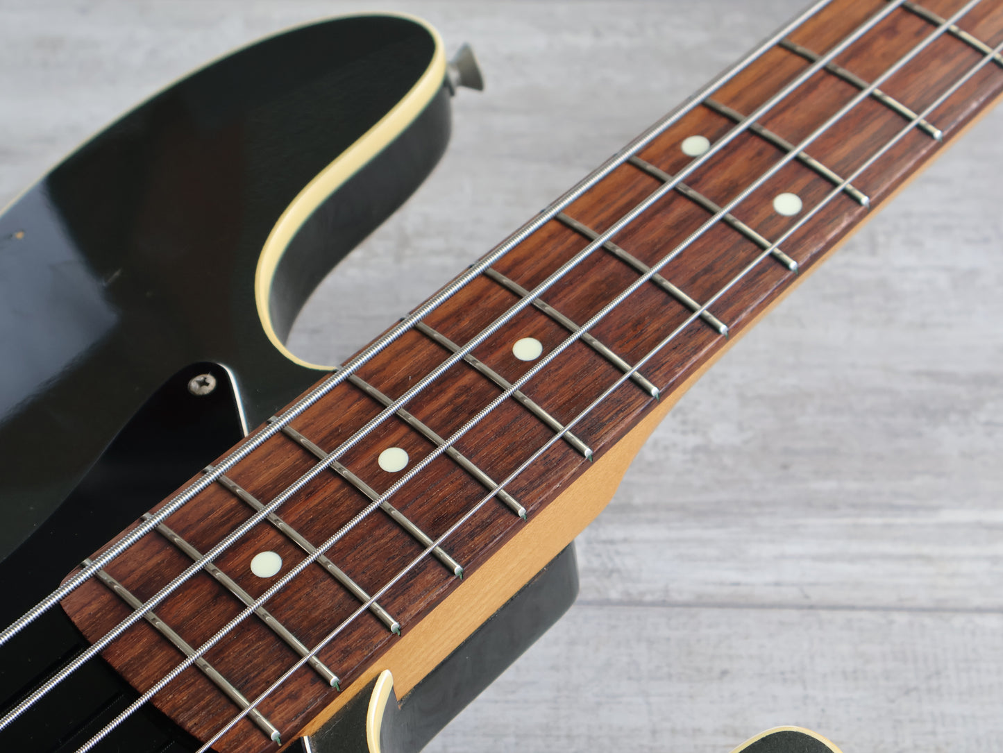 2004 Fender Japan AJB-65 Aerodyne Jazz Bass (Dolphin Grey)