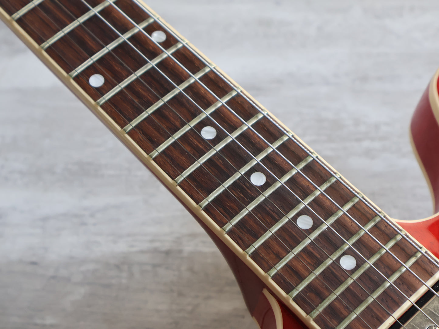 2022 Gibson USA LH Left Handed Dot ES-335 Semi-Hollowbody (Sixties Cherry)