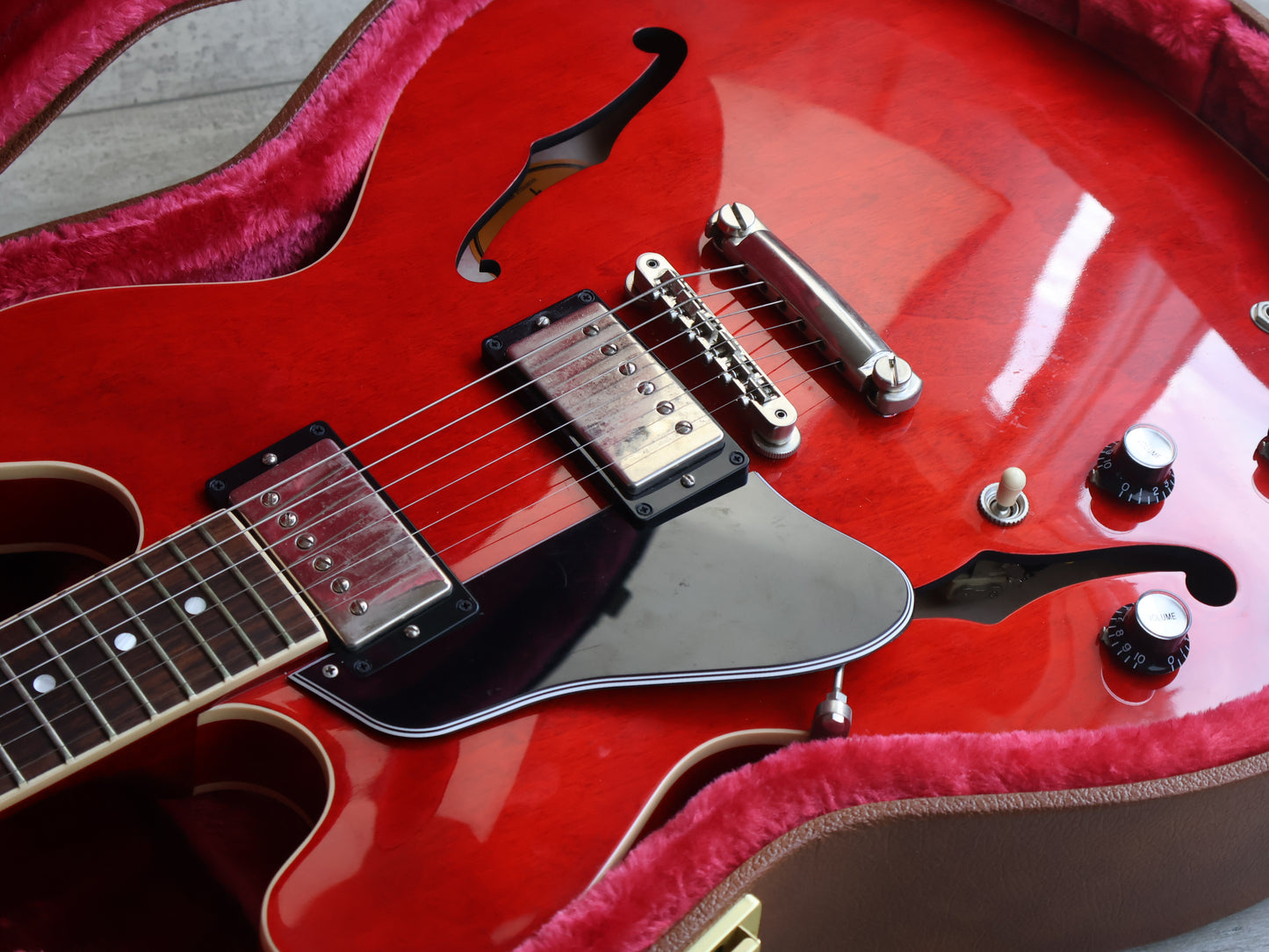 2022 Gibson USA LH Left Handed Dot ES-335 Semi-Hollowbody (Sixties Cherry)
