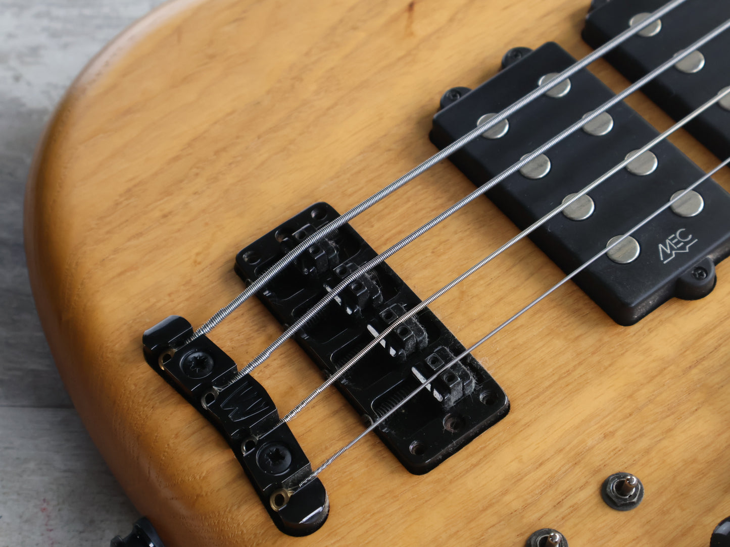 2009 Warwick Germany Corvette "$$" (Double Buck) 4-String Bass (Natural)