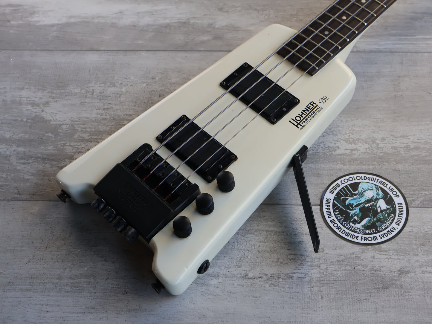 1980's Hohner B2 Headless Paddle Bass Guitar w/Steinberger System (White)