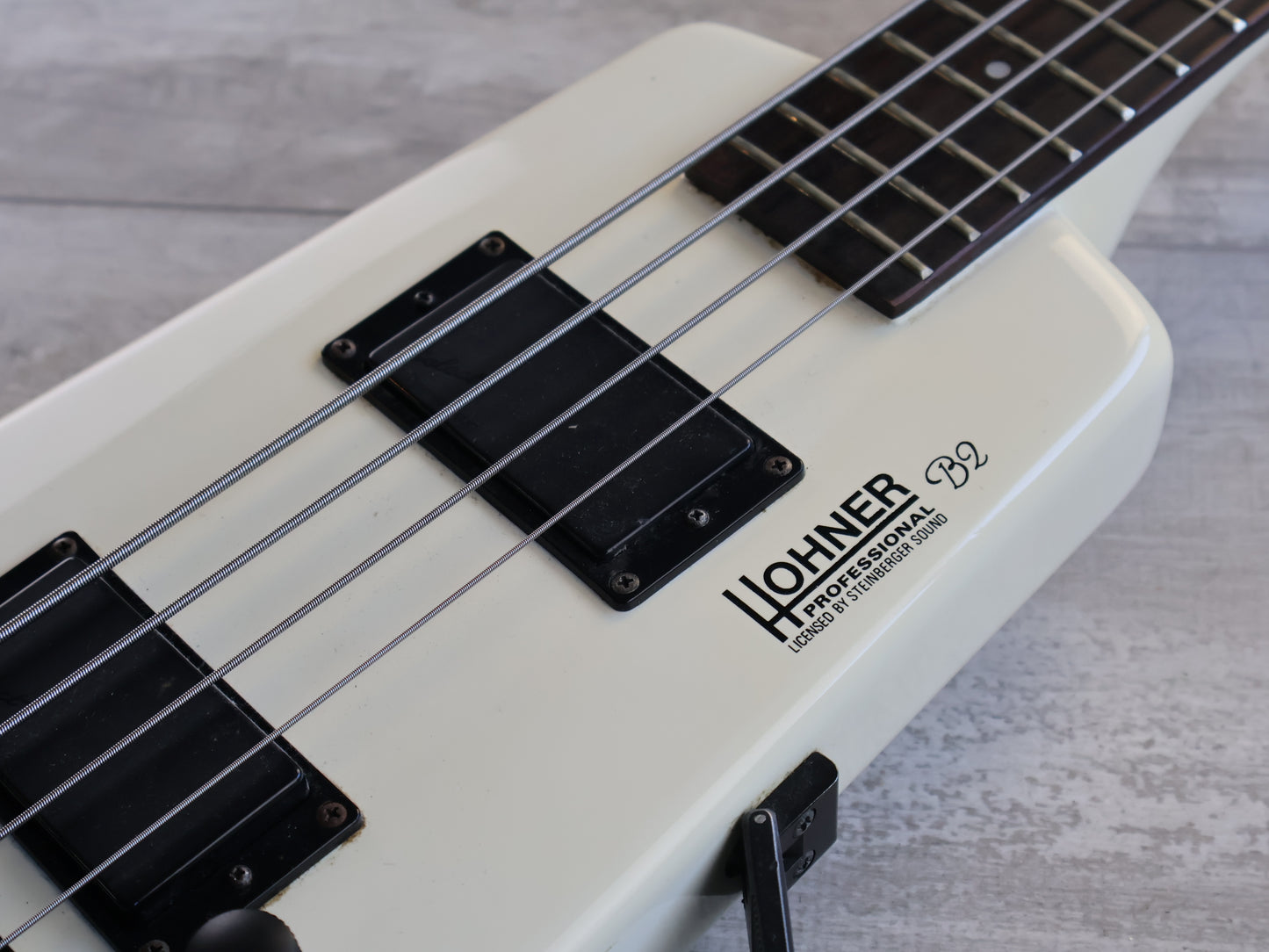 1980's Hohner B2 Headless Paddle Bass Guitar w/Steinberger System (White)
