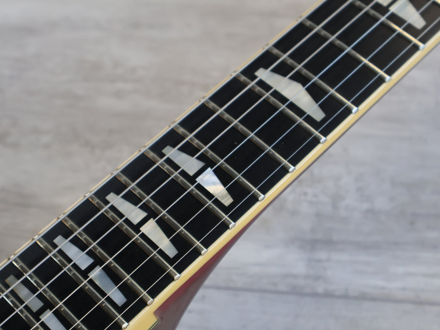 1979 Yamaha Japan SG-2000 Neckthrough Double Cutaway w/Tremolo (Cherry Sunburst)