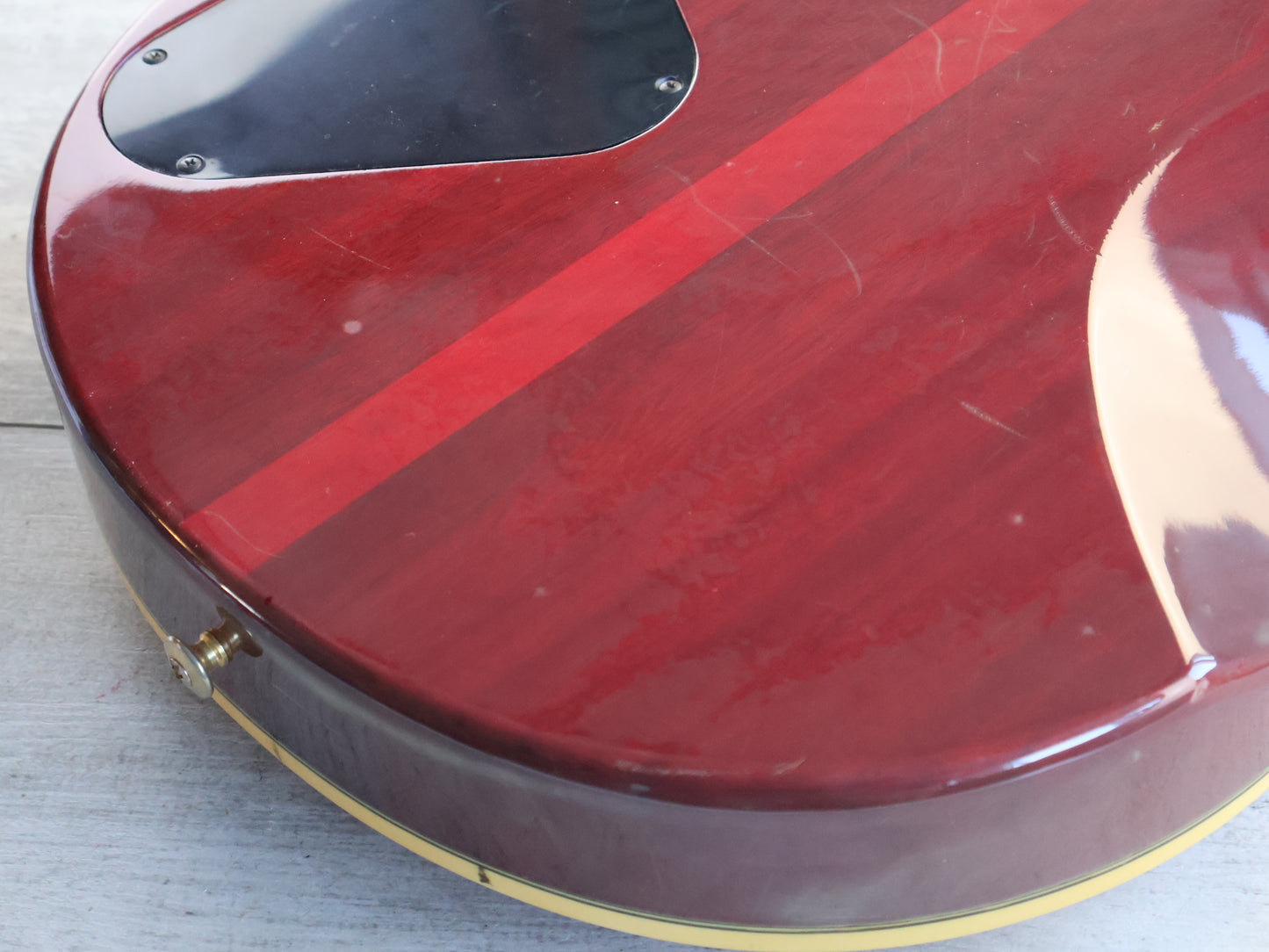 1979 Yamaha Japan SG-2000 Neckthrough Double Cutaway w/Tremolo (Cherry Sunburst)