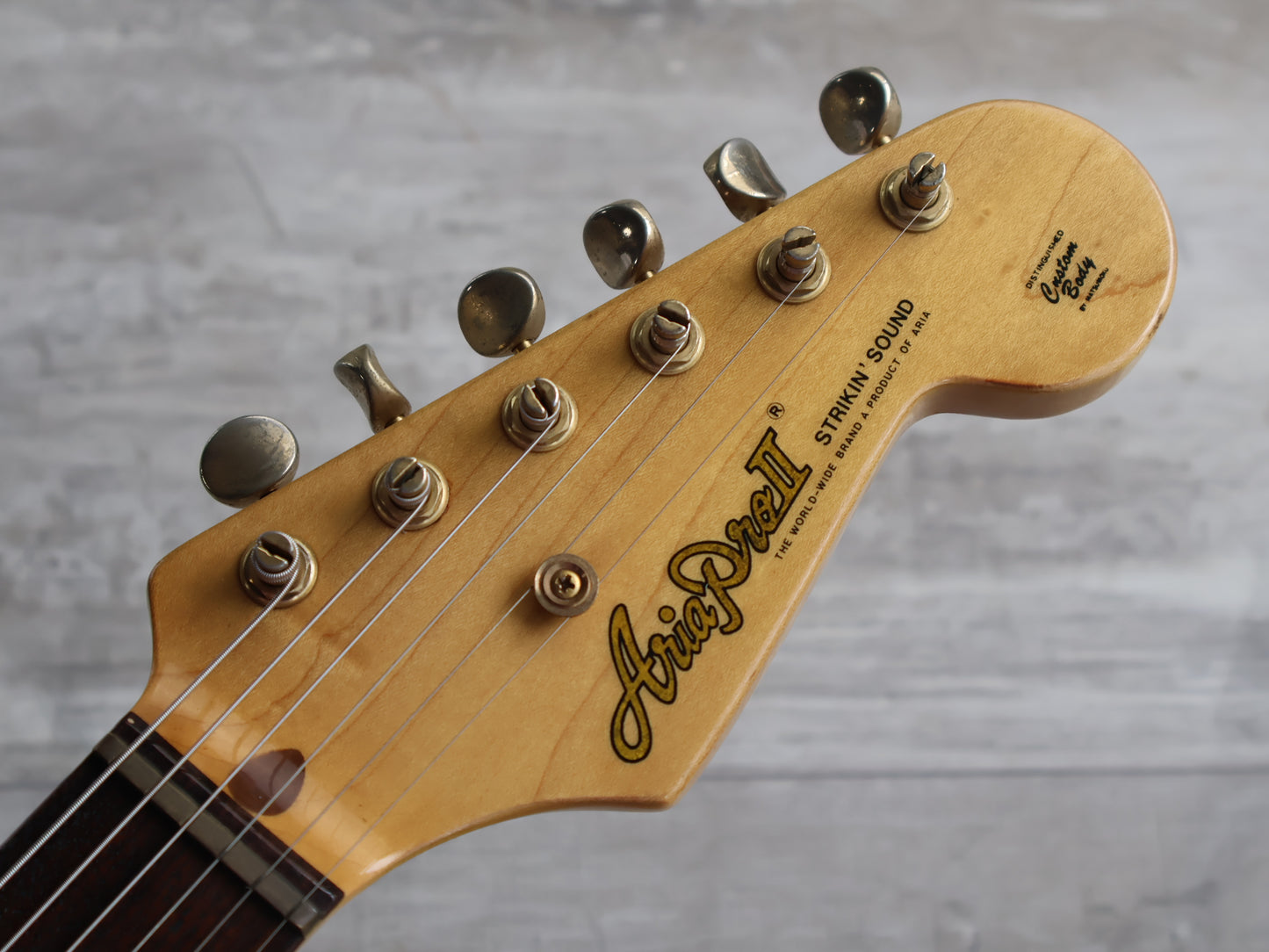 1981 Aria Pro II Strikin' Sound "Random Star" w/Dimarzio's (Vintage White)