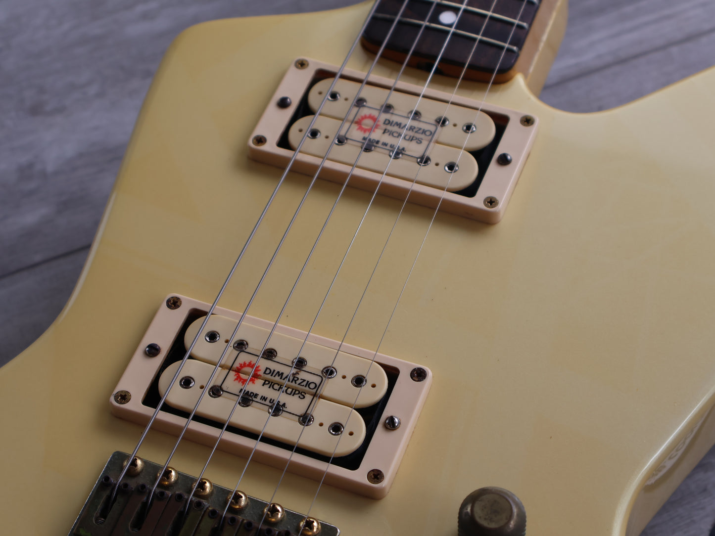 1981 Aria Pro II Strikin' Sound "Random Star" w/Dimarzio's (Vintage White)