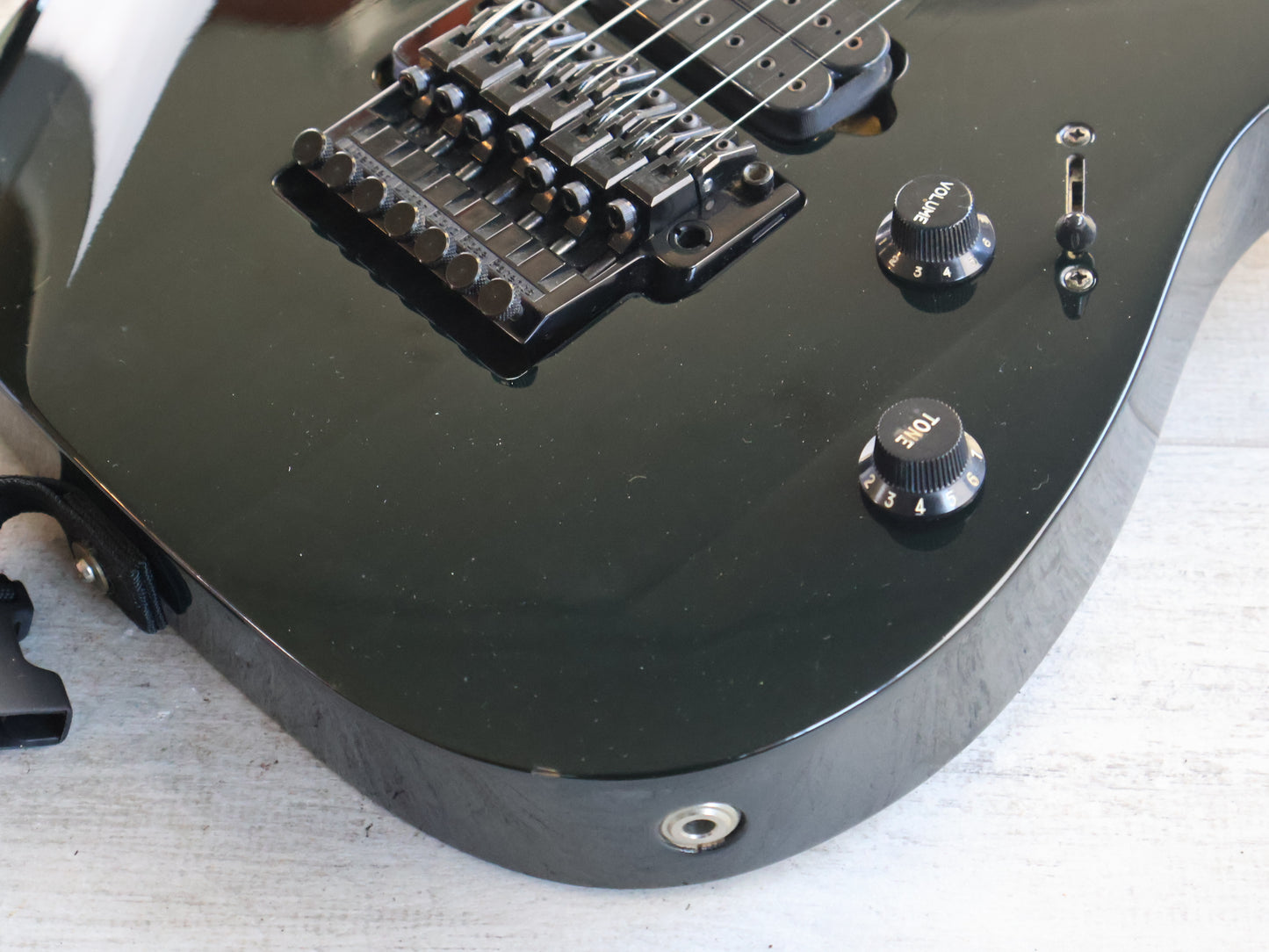 1998 Ibanez Japan RG7620 7-String HH Superstrat (Black)