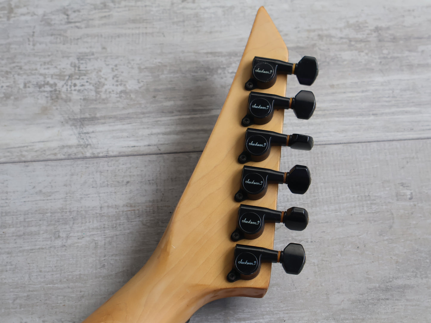 1989 Charvel Jackson Japan DK-090-SSH Dinky (Blue Crackle)