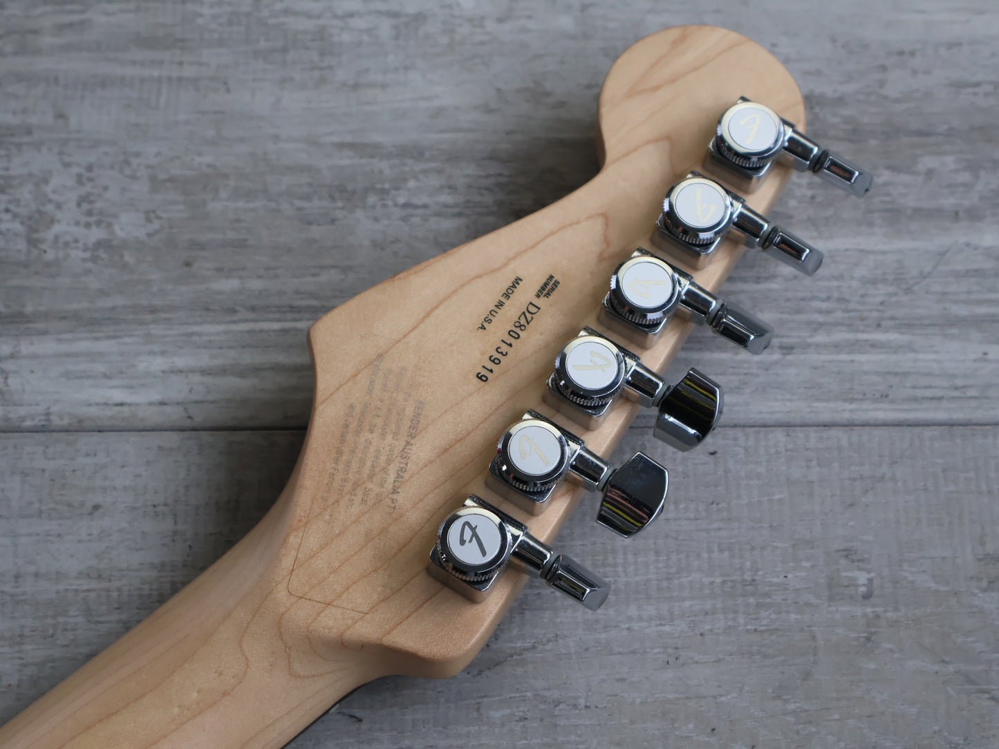 2008 Fender USA American Deluxe Stratocaster (Black)