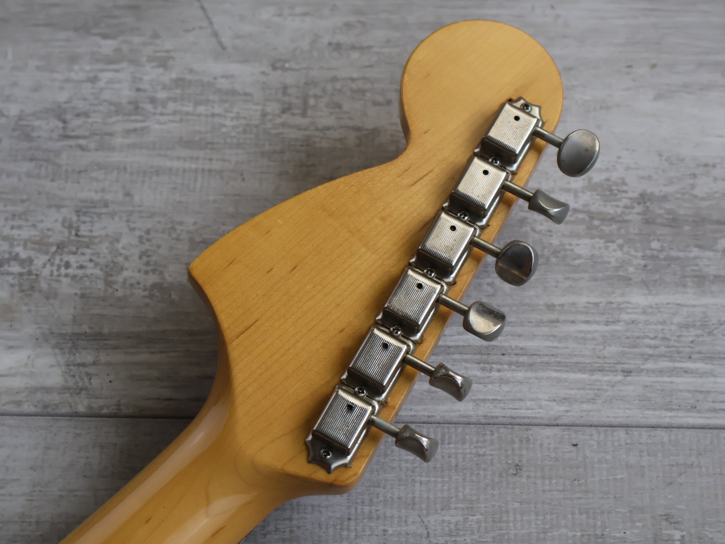 2002 Fender Japan MG69-65 '69 Reissue Mustang (Yellowed White)