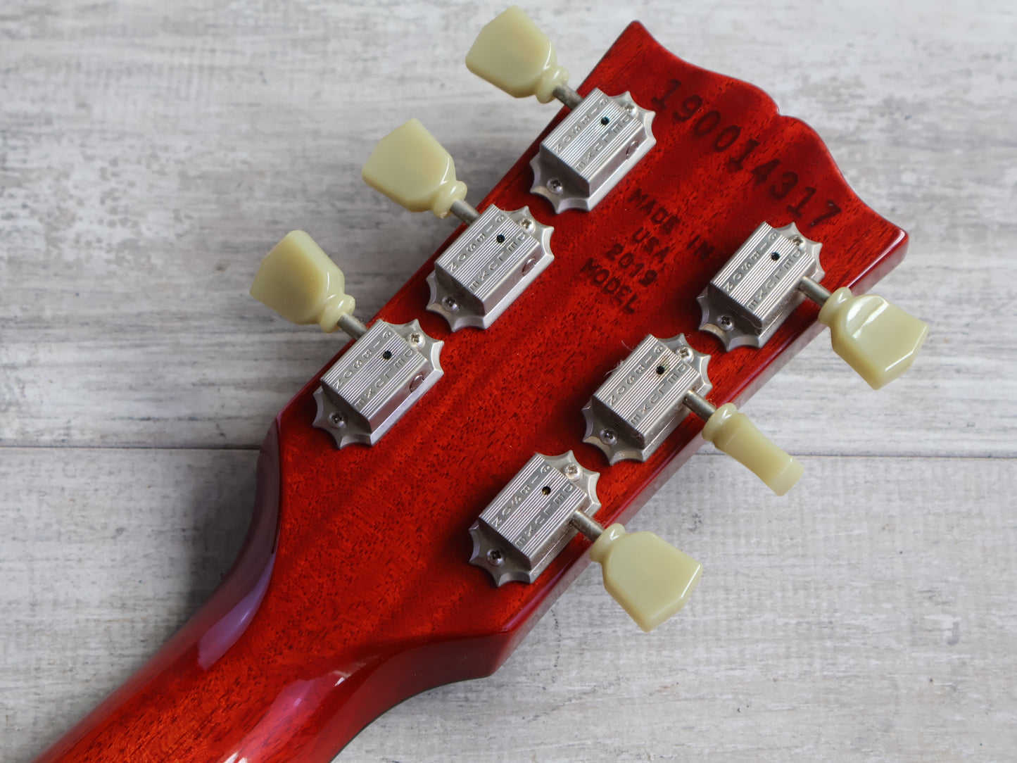 2019 Gibson USA Les Paul Standard Traditional (Trans Cherry Red)