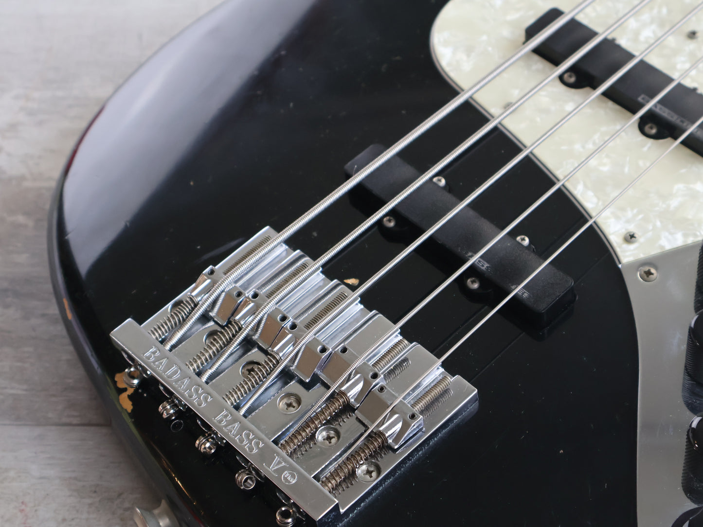 2001 Seymour Duncan Japan DJ-300M5 CTM Custom Pro Series 5-String Jazz Bass (Black)
