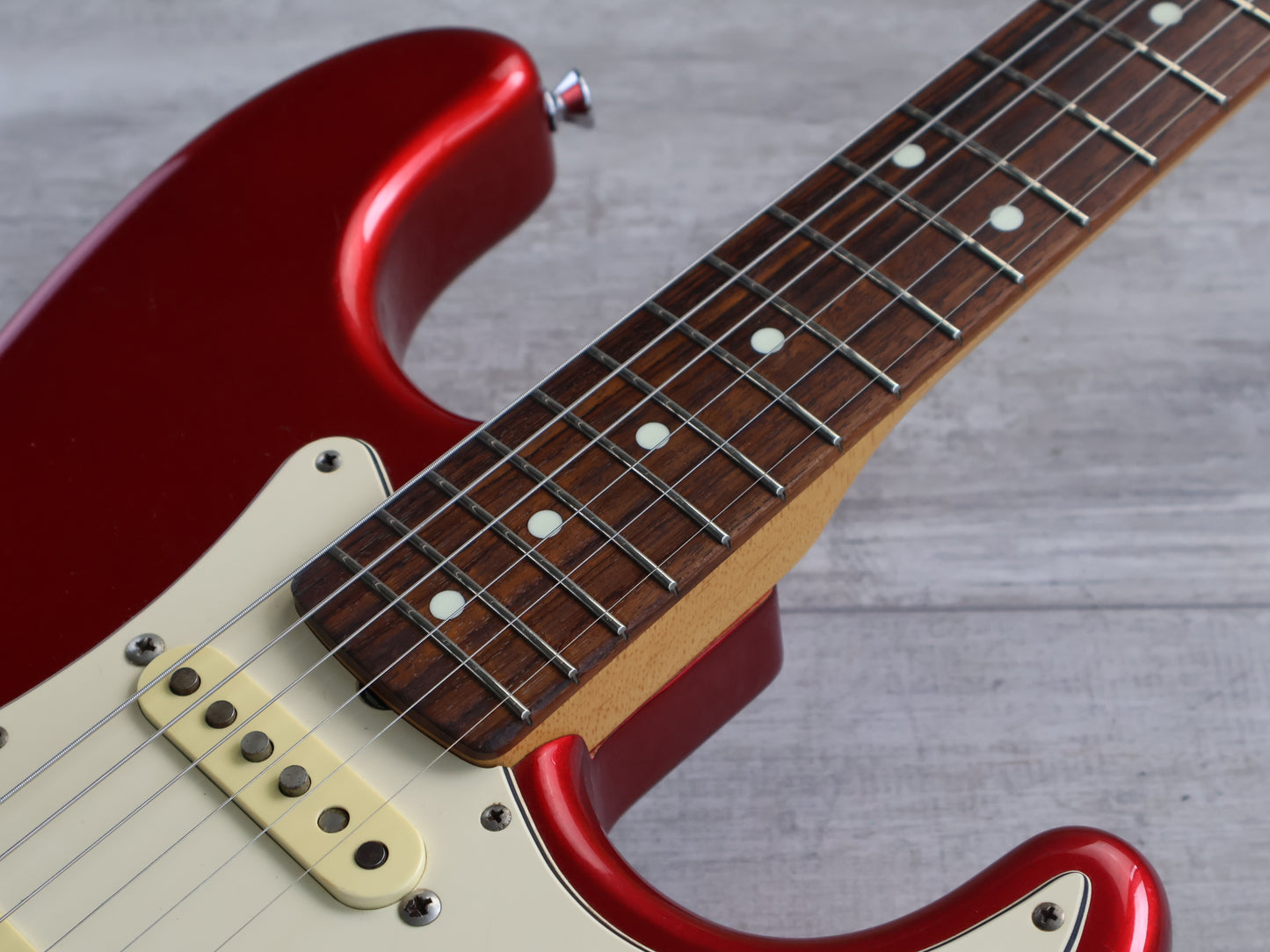 1999 Fender Japan Stratocaster Standard (Candy Apple Red)