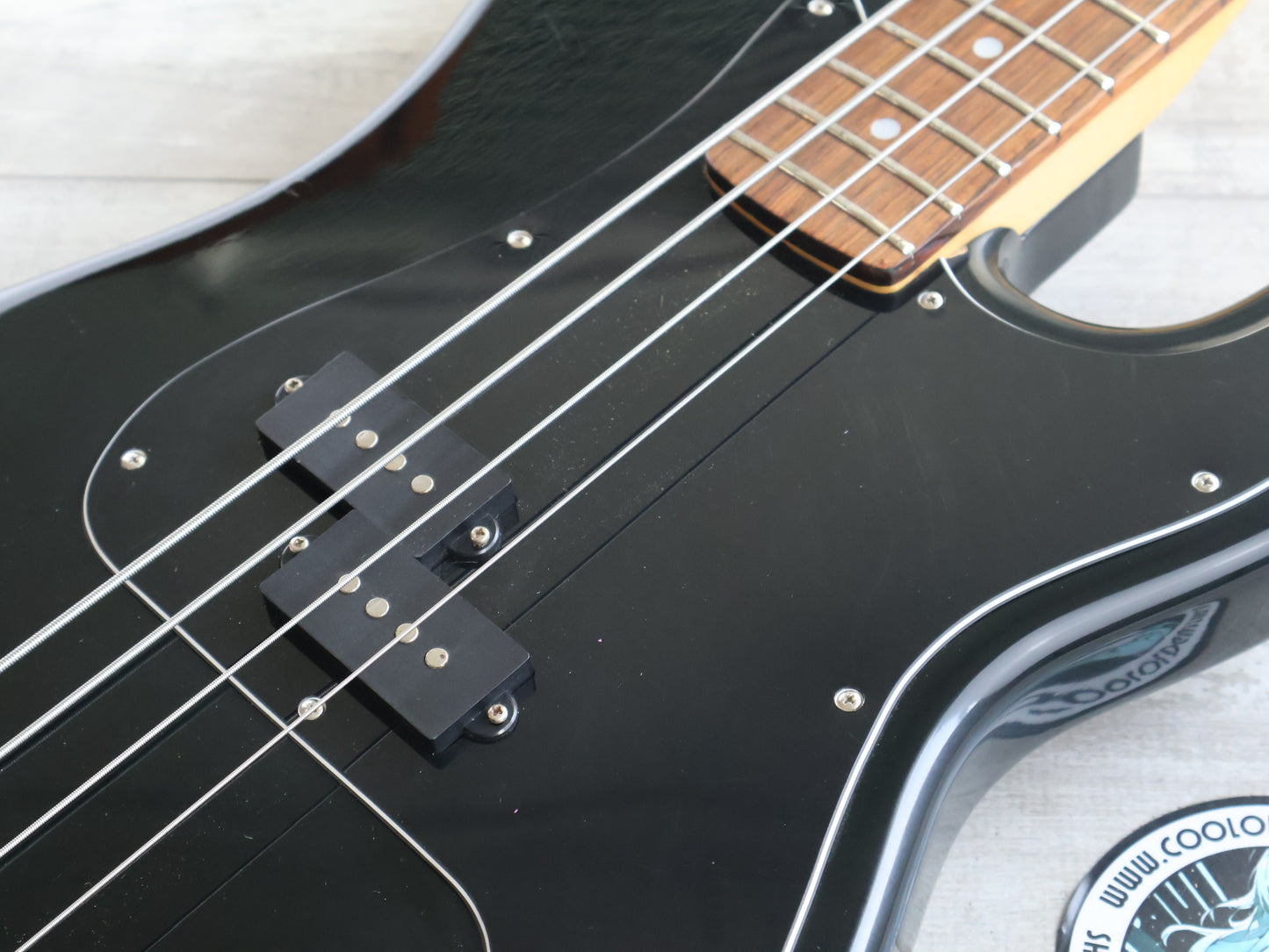 2000's Pro Session (by Riverhead) PB-302 Precision Bass (Black)