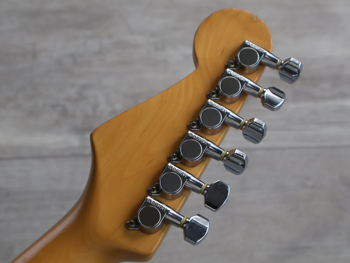 1999 Fender Japan Stratocaster Standard (Candy Apple Red)