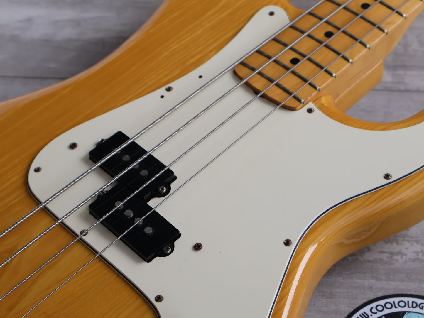 1980 Yamaha Japan PB-400 Pulser Precision Bass (Natural)