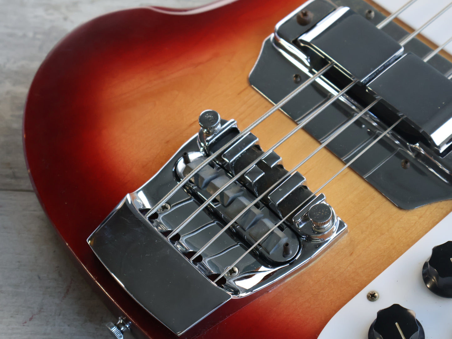 2001 Rickenbacker USA 4001 Model 4001C64 Bass (Fireglo)