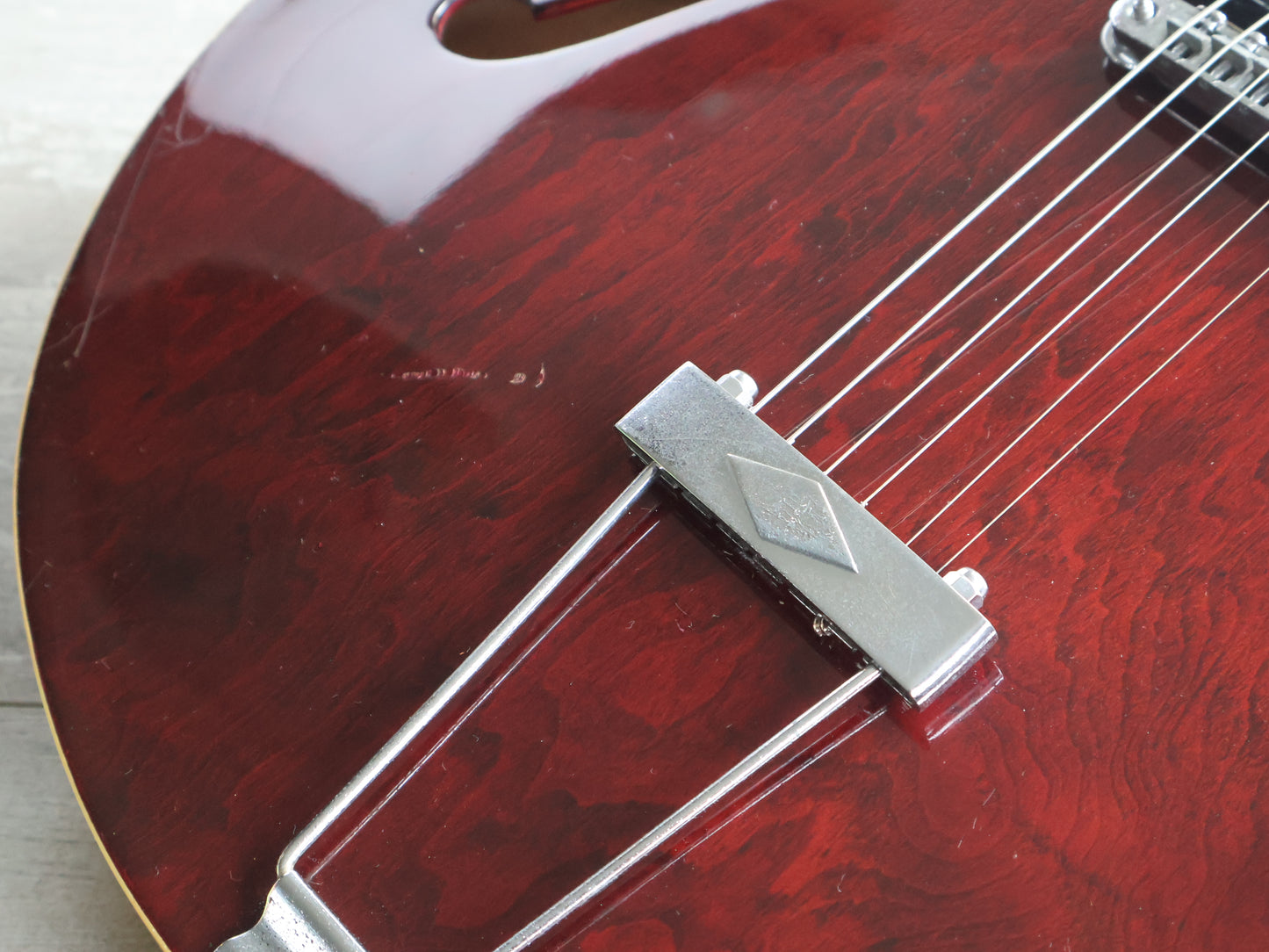 1976 Aria Pro II ES-700WRSemi Hollowbody (Wine Red)