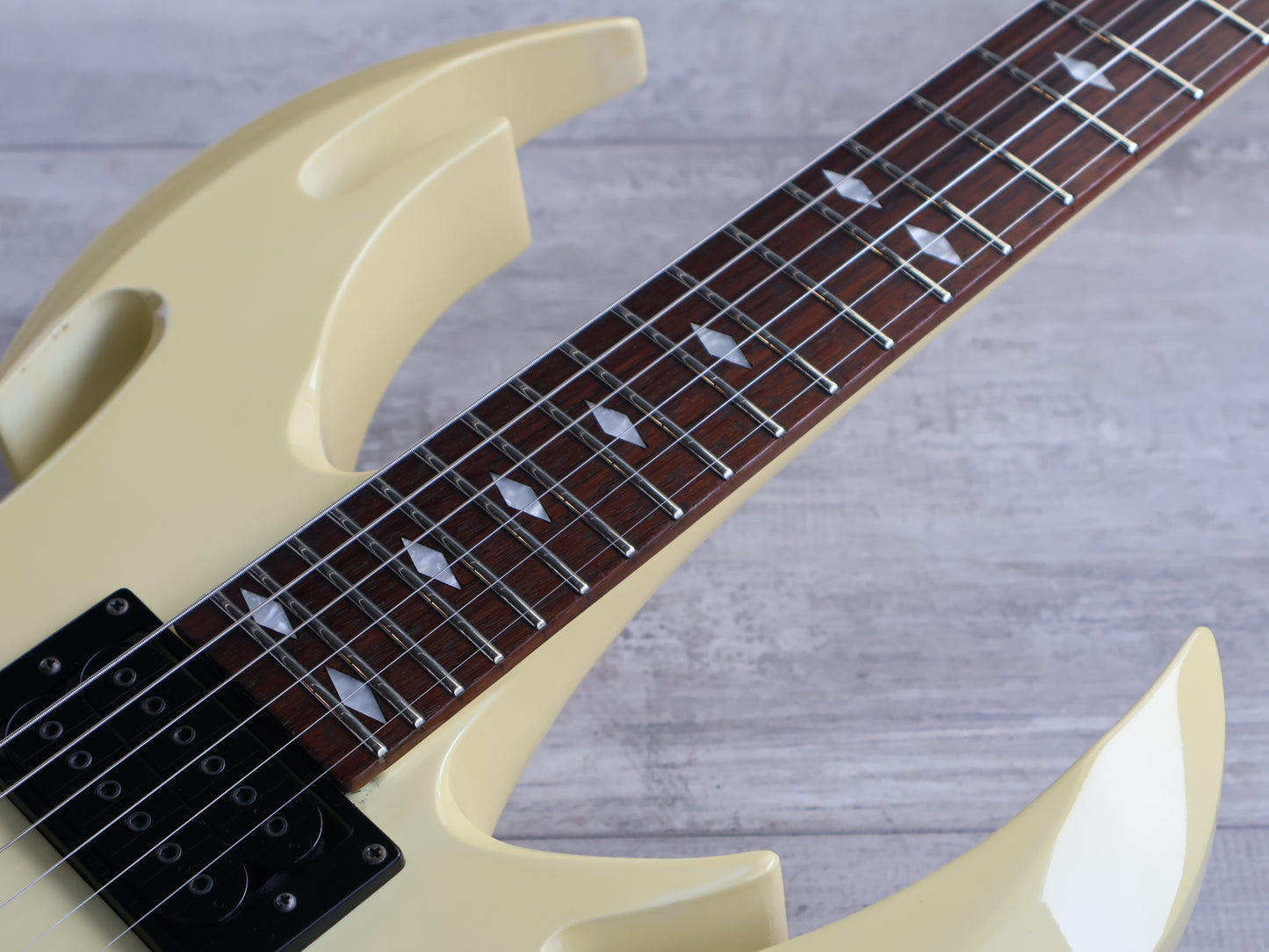 2009 Moser USA Custom Shop SRI-T Siren (Frost White)