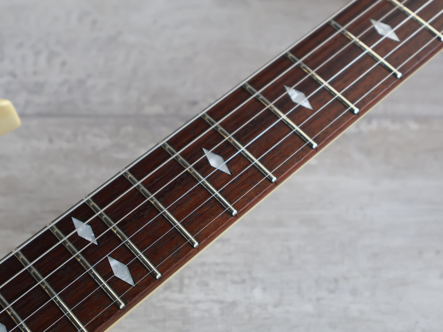 2009 Moser USA Custom Shop SRI-T Siren (Frost White)