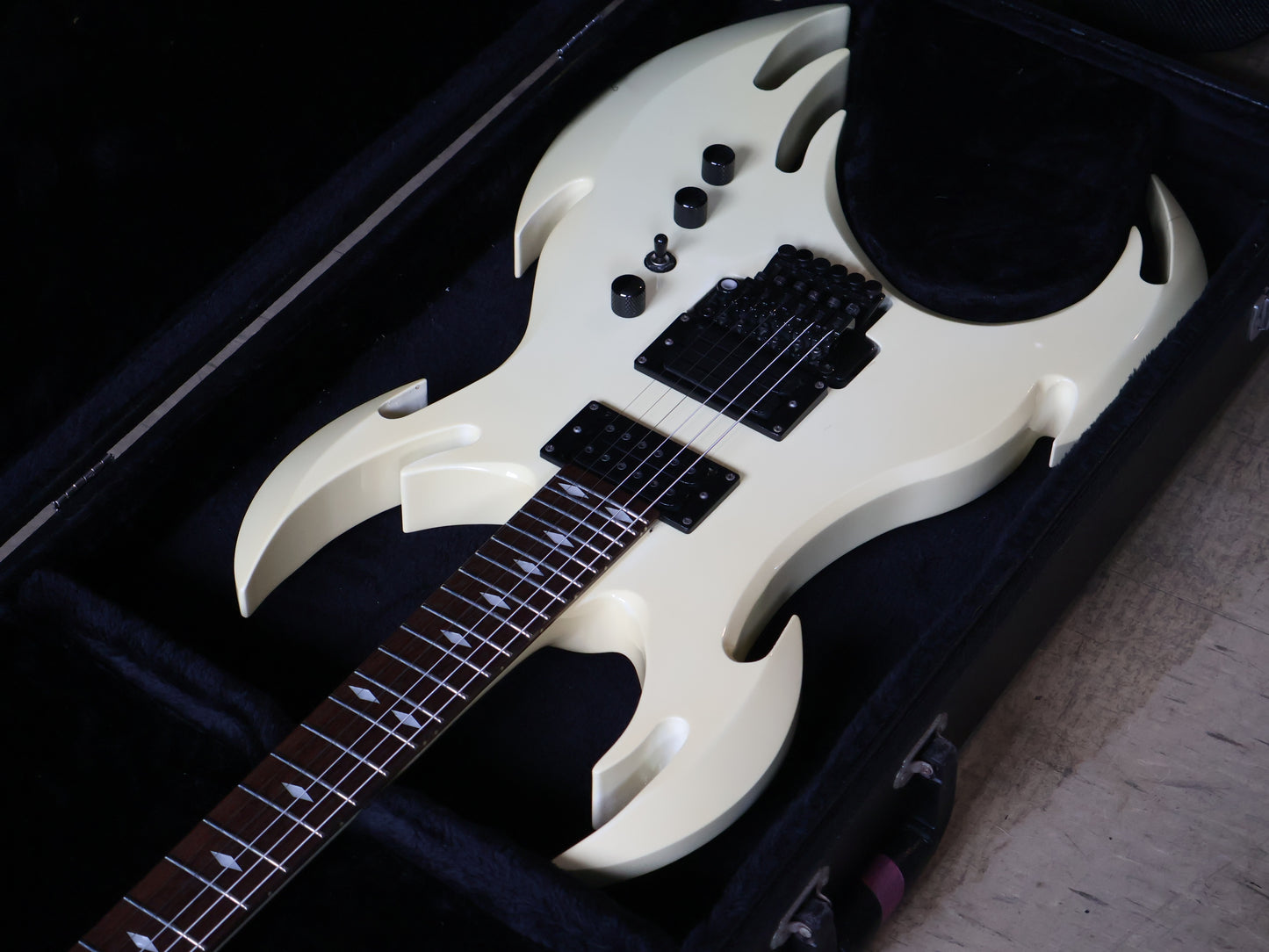 2009 Moser USA Custom Shop SRI-T Siren (Frost White)