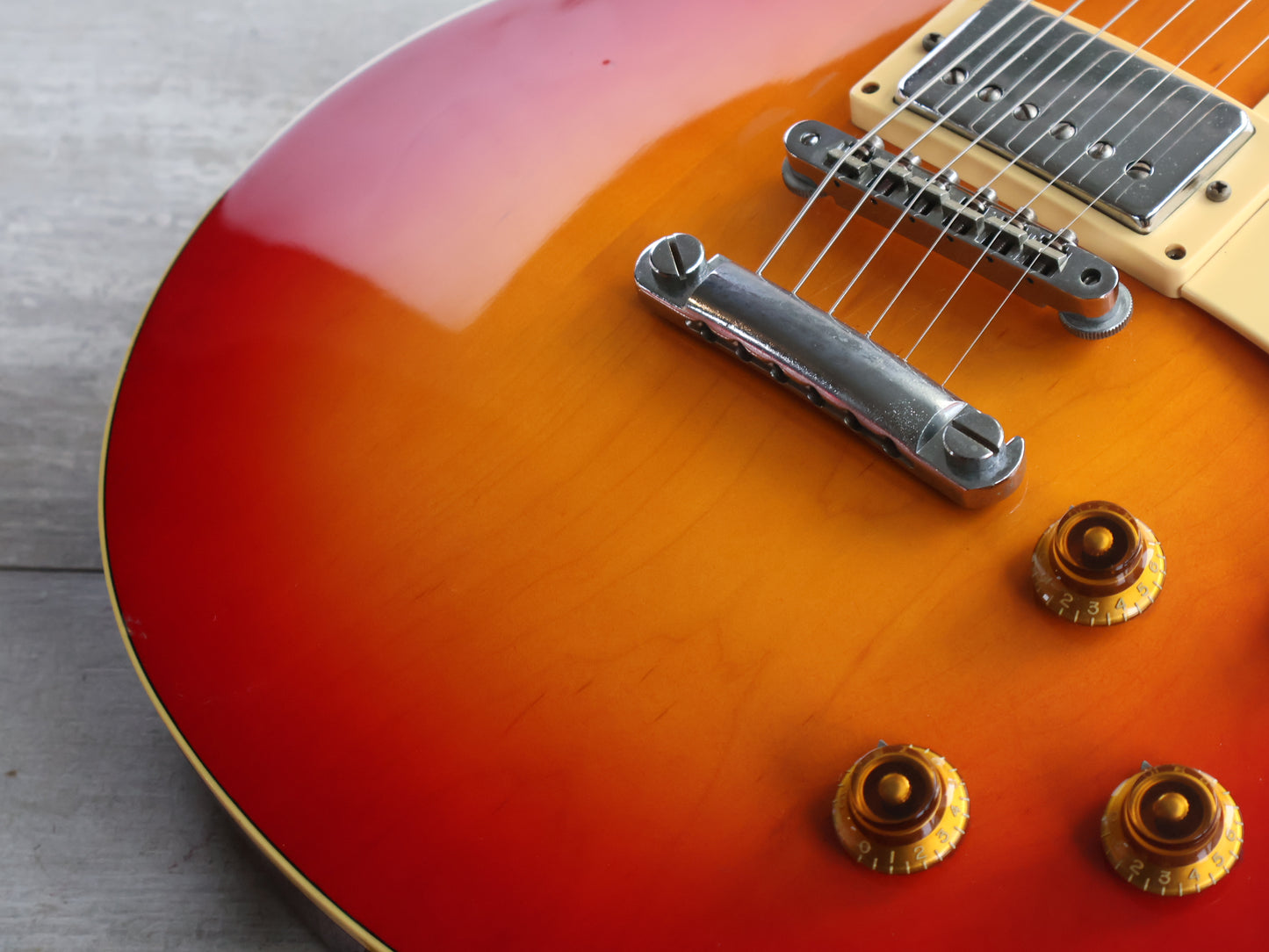 1984 Yamaha Japan LP500 Lord Player Les Paul Standard (Cherry Sunburst)