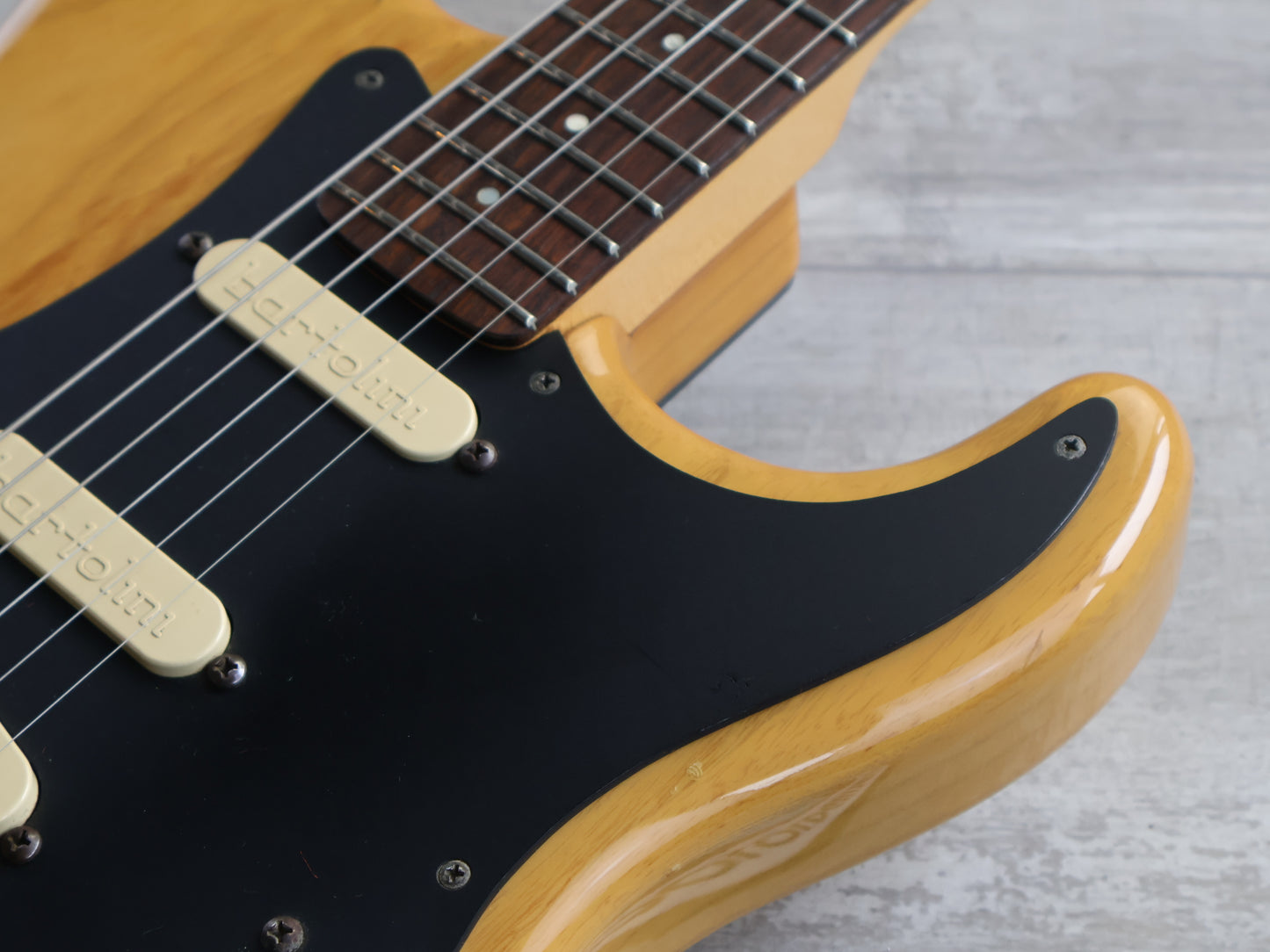 1980's Moon PGM Japan Custom Order ST-177 Bartolini HSS Stratocaster (Natural)