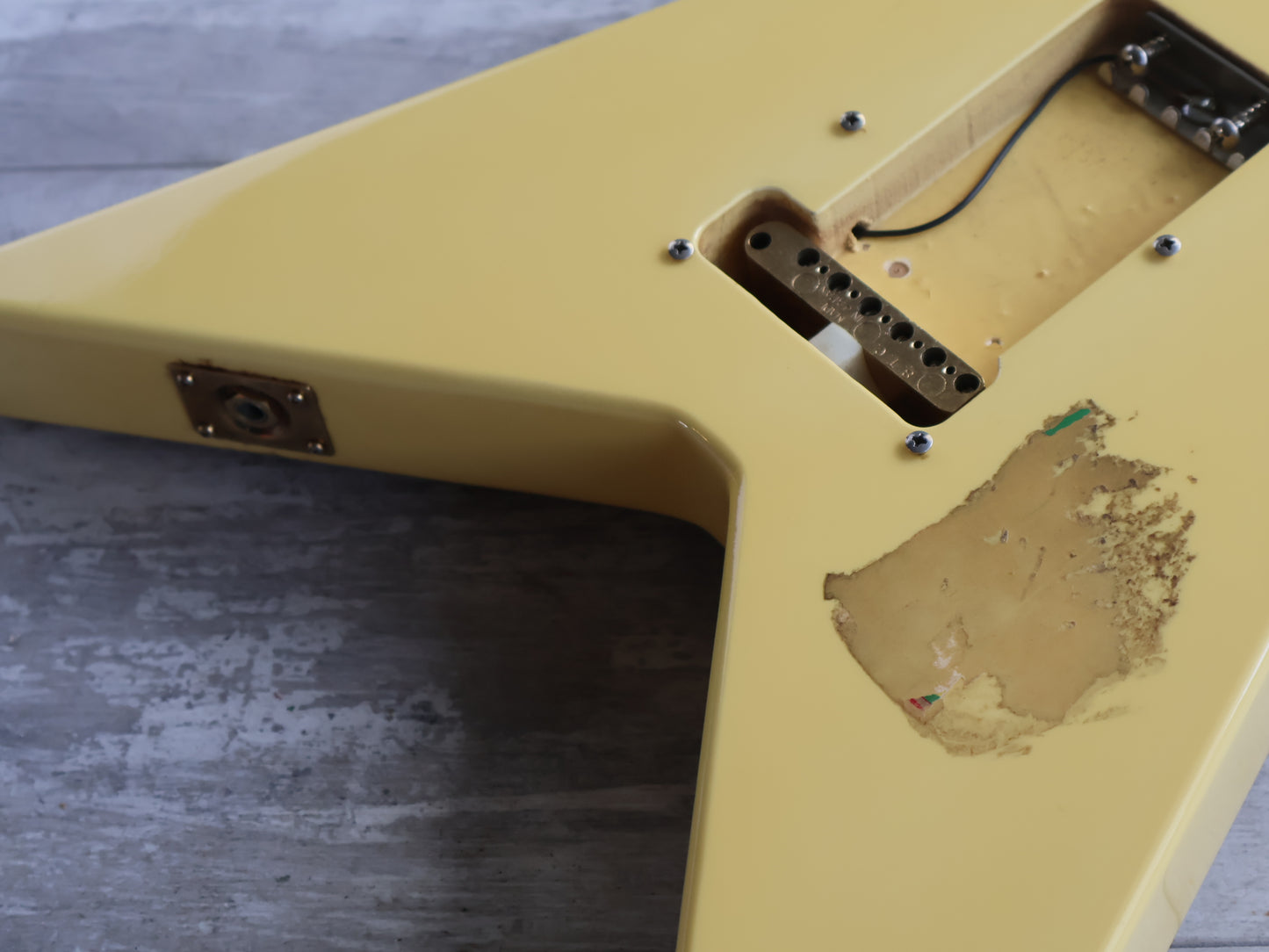 1982 Aria Pro II Japan RR-XX Randy Rhoads Flying V (White & Gold)