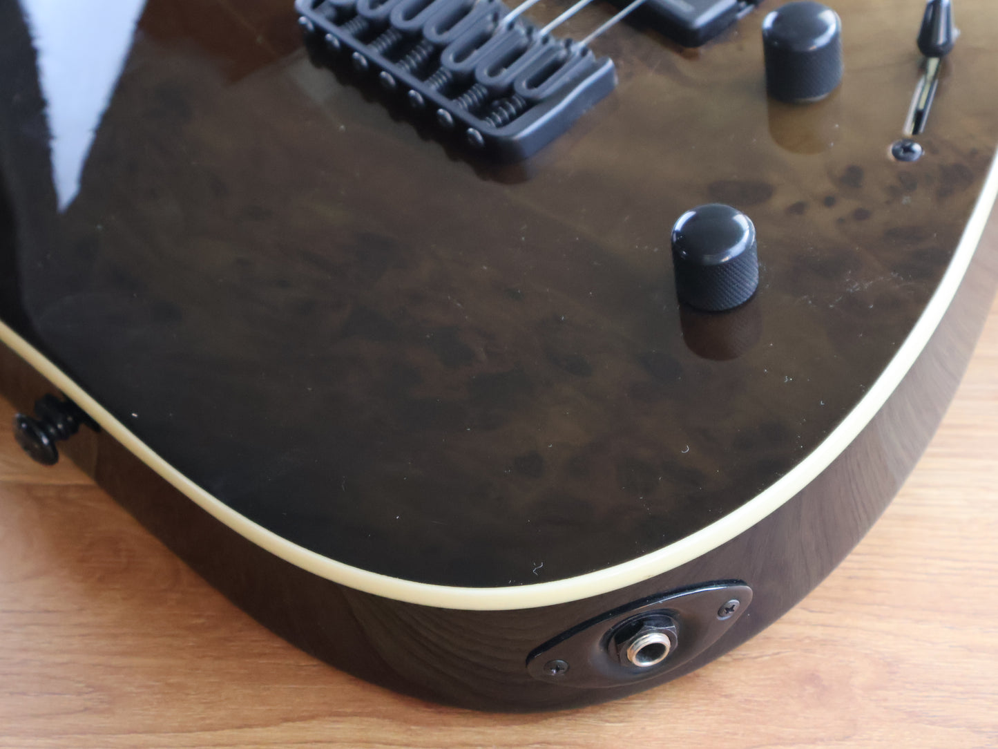 ESP LTD M-1007HT 7-String Hardtail w/Burl Poplar Top (Black Fade)
