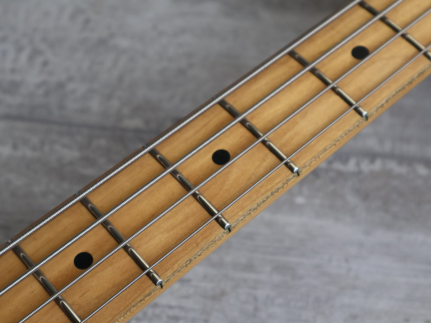 2000 G&L Japan SB-2 Tribute Series PJ Bass (White)