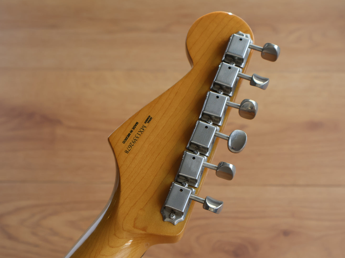 2013 Fender Classic 60's Stratocaster (Candy Apple Red)