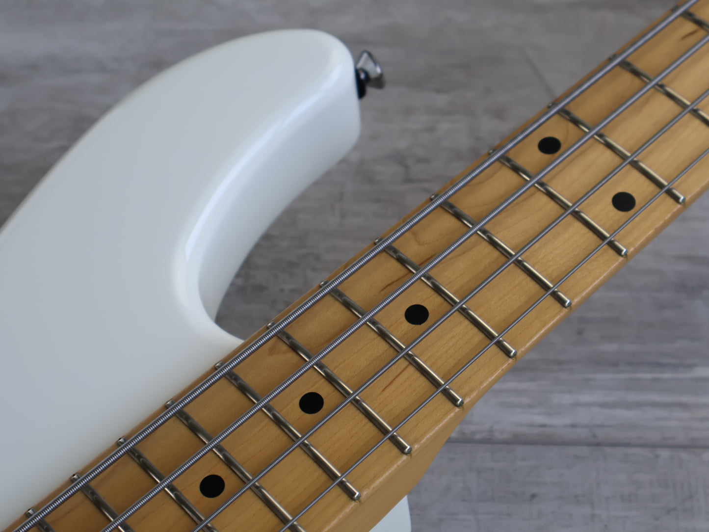 2003 G&L Japan L-2000 Premium Series Bass (White)