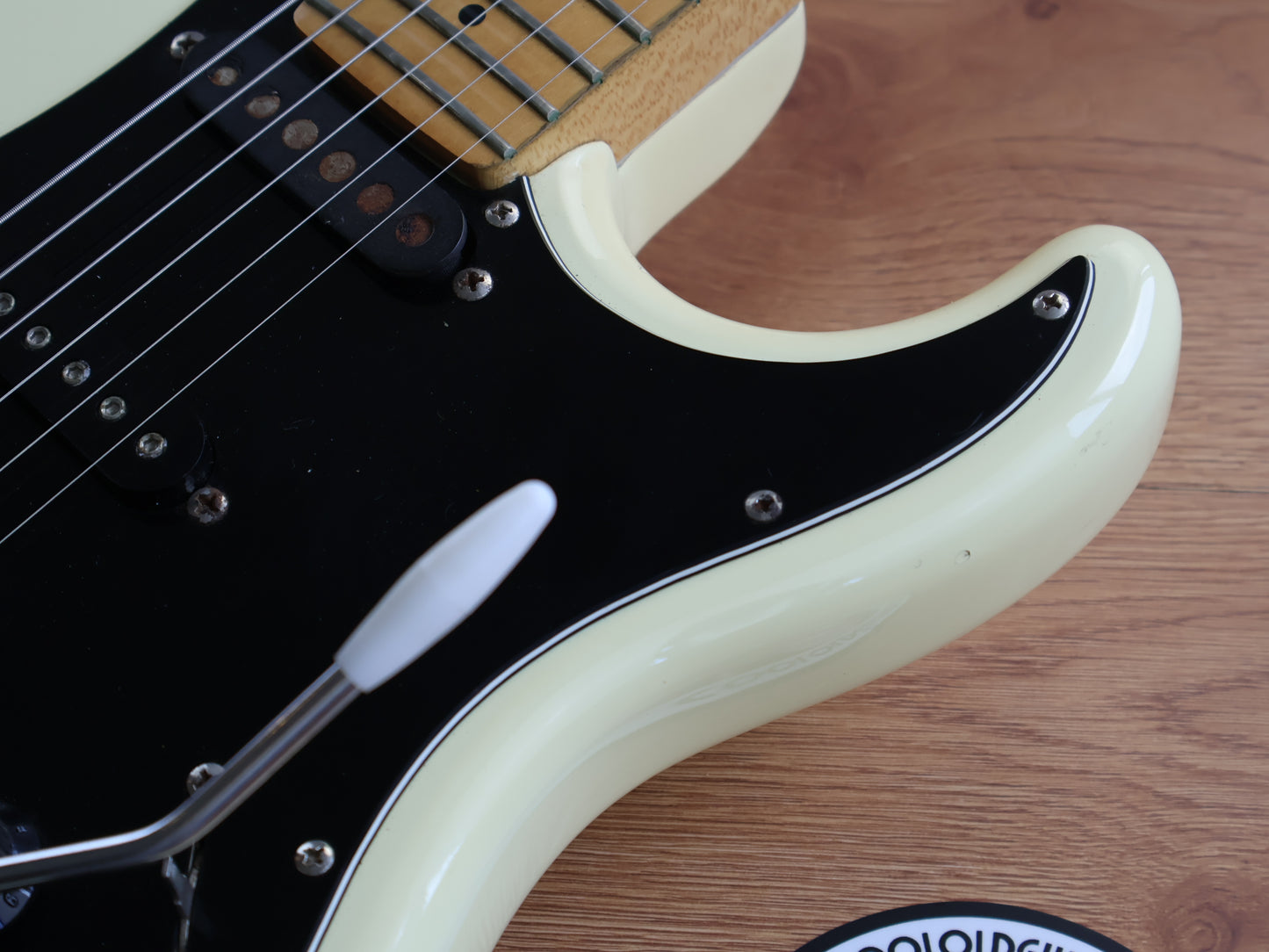 1989 Fender Japan STM60 Pro Feel "Medium Scale" Stratocaster (White)