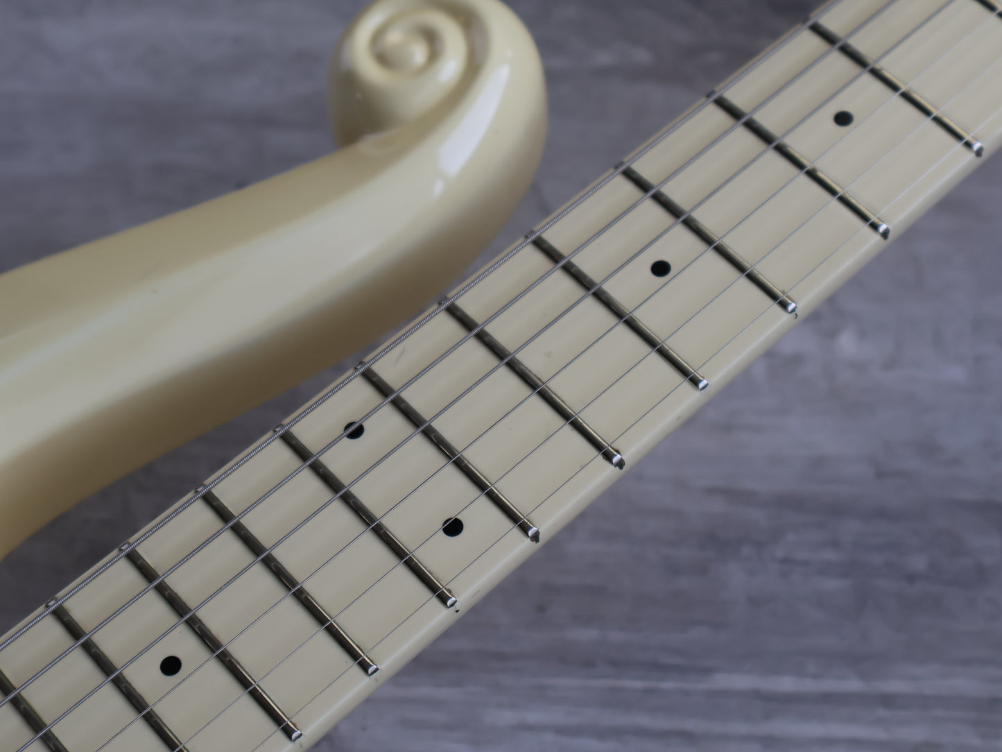 1990's Edwards (by ESP Japan) ES-11 OPRIII Sugizo/Prince Signature Cloud (White)