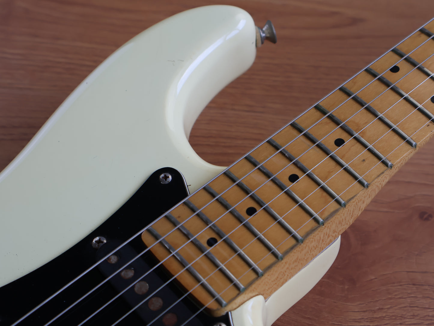 1989 Fender Japan STM60 Pro Feel "Medium Scale" Stratocaster (White)